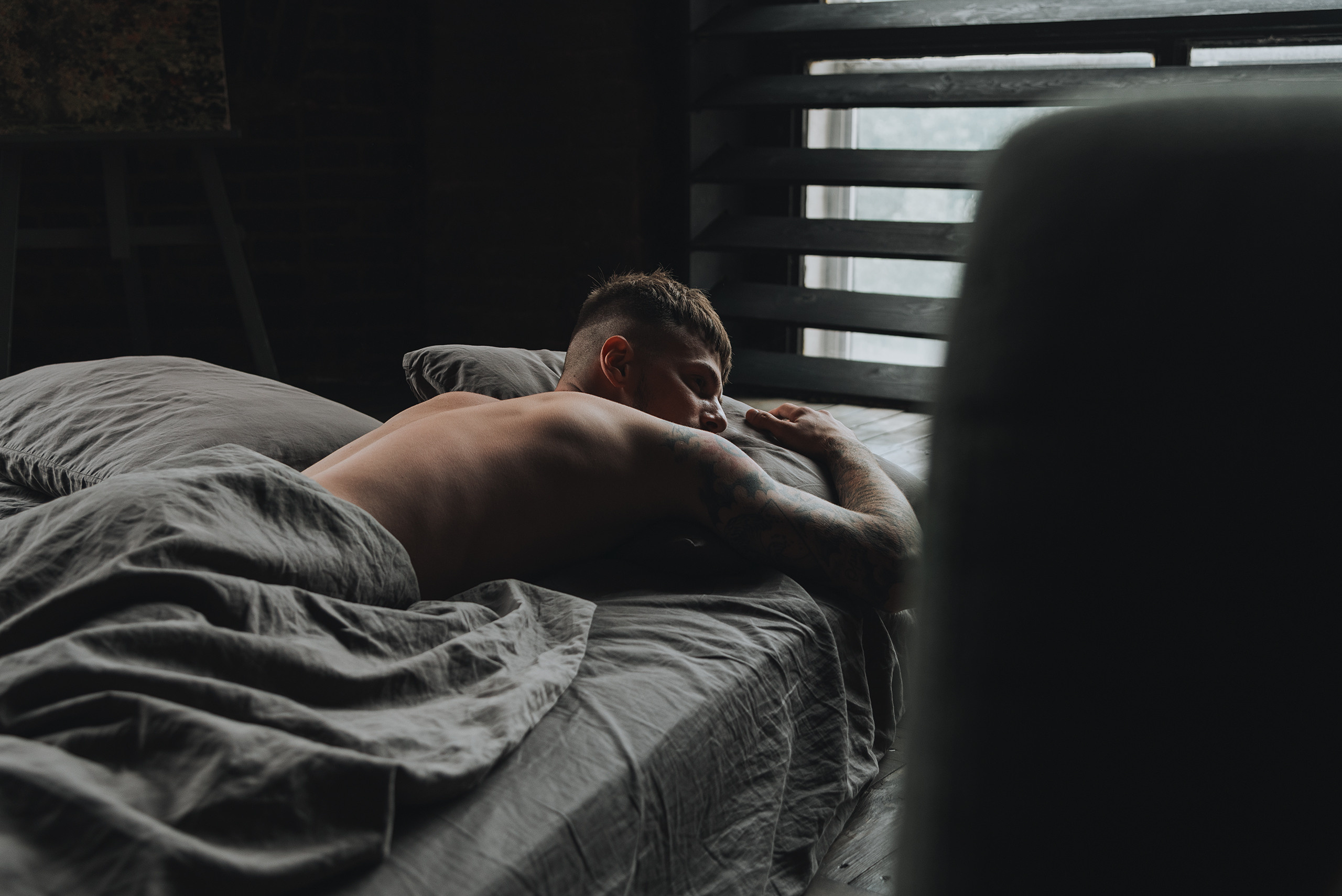 Мужская фотосессия в фотостудии. Свадебный и индивидуальный фотограф Никита Роут | Москва