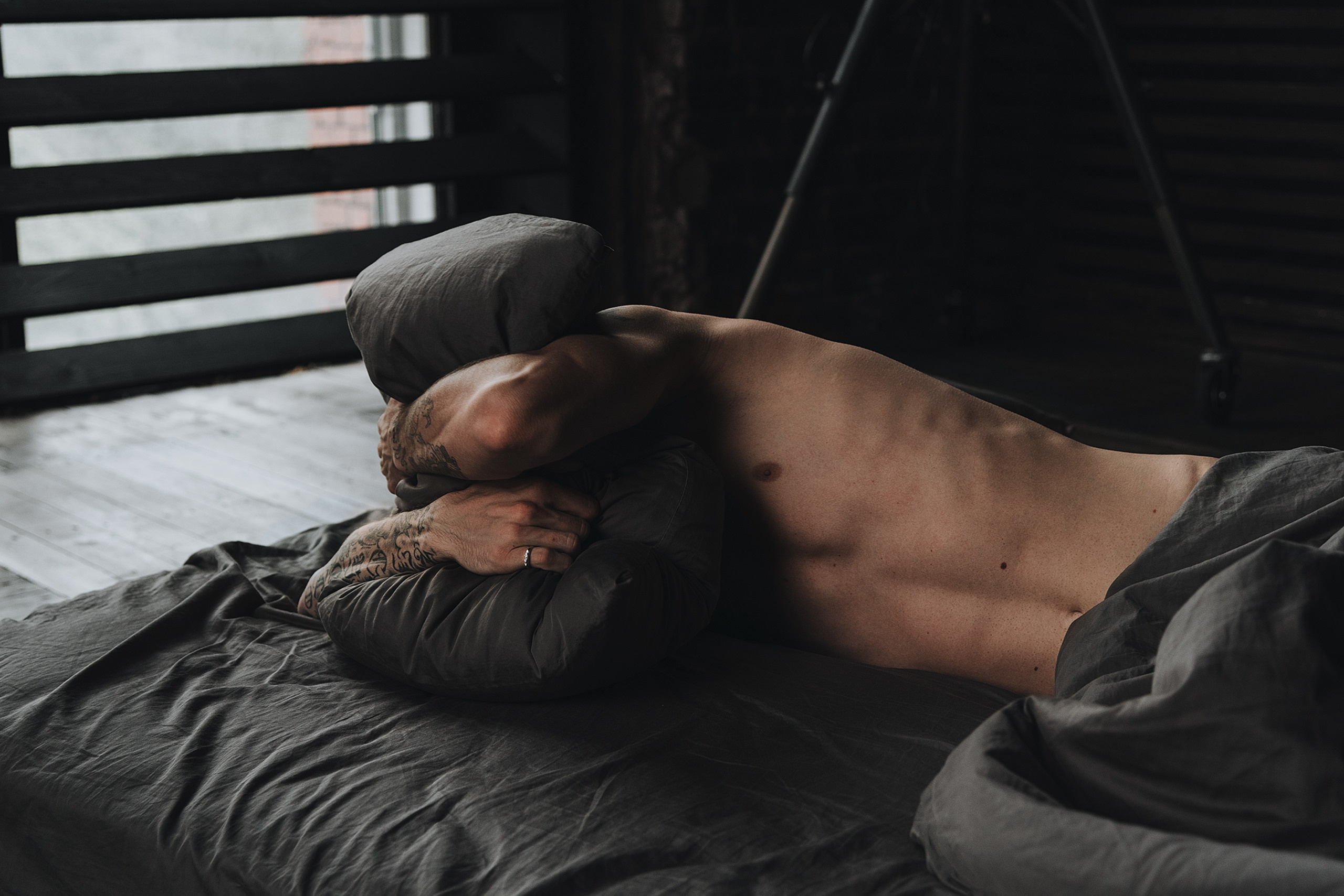 Мужская фотосессия в фотостудии. Свадебный и индивидуальный фотограф Никита Роут | Москва