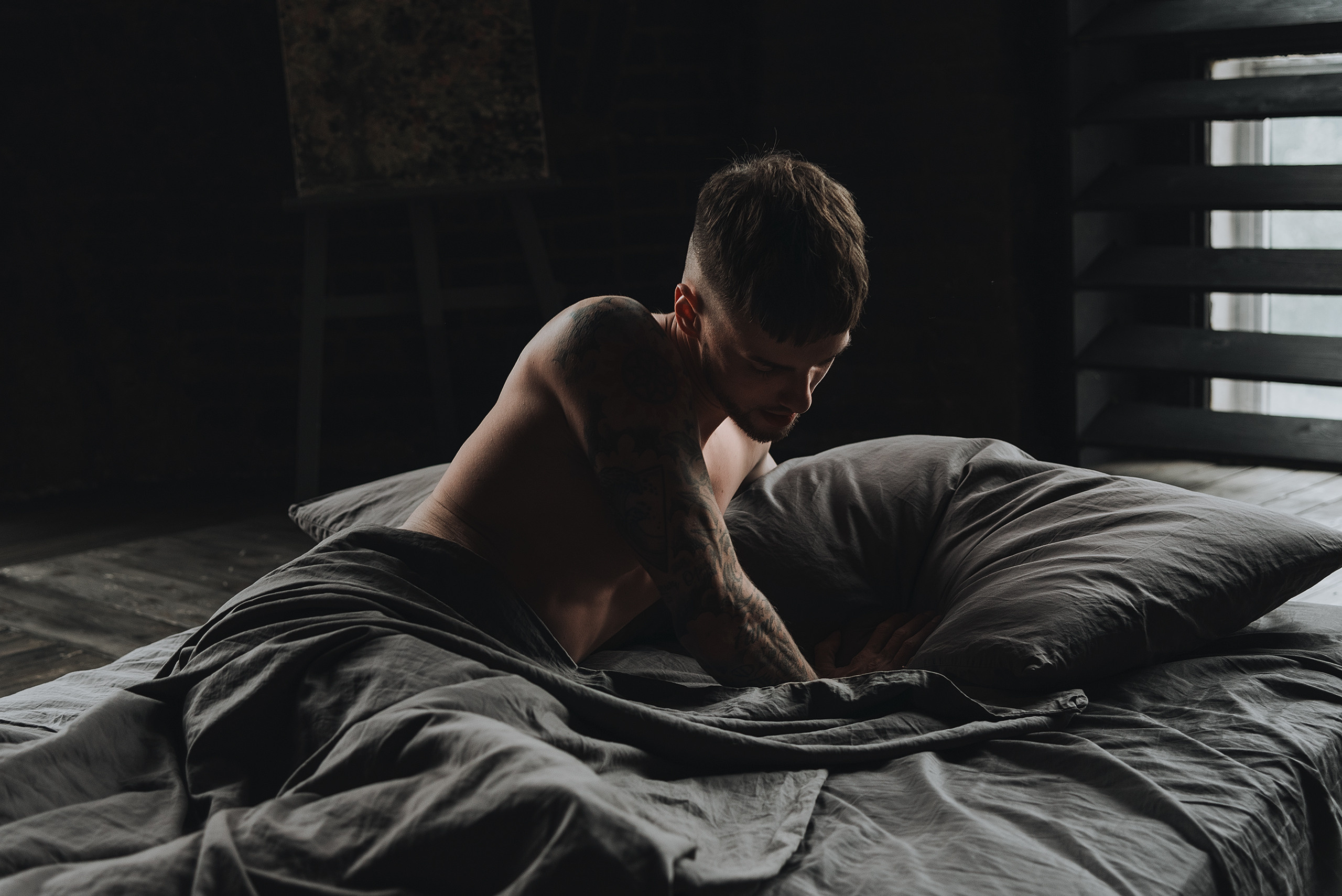 Мужская фотосессия в фотостудии. Свадебный и индивидуальный фотограф Никита Роут | Москва