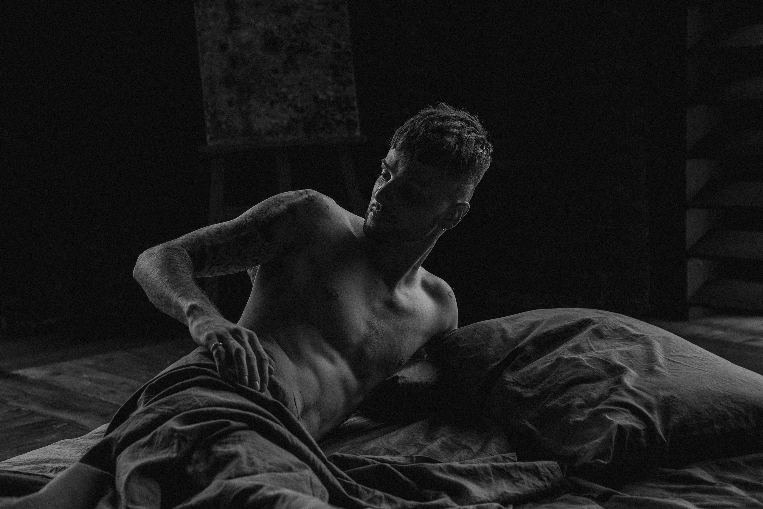 Мужская фотосессия в фотостудии. Свадебный и индивидуальный фотограф Никита Роут | Москва