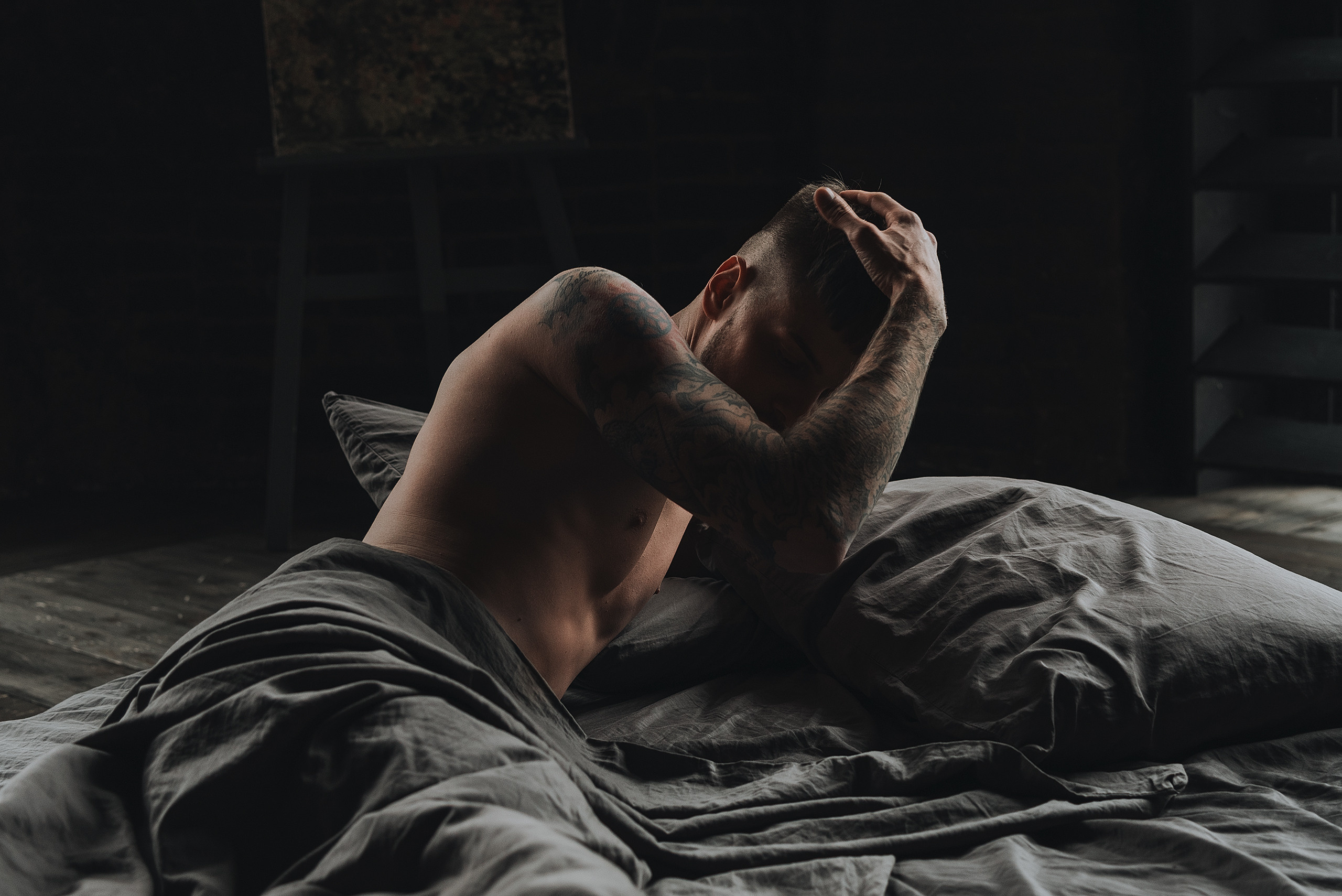 Мужская фотосессия в фотостудии. Свадебный и индивидуальный фотограф Никита Роут | Москва