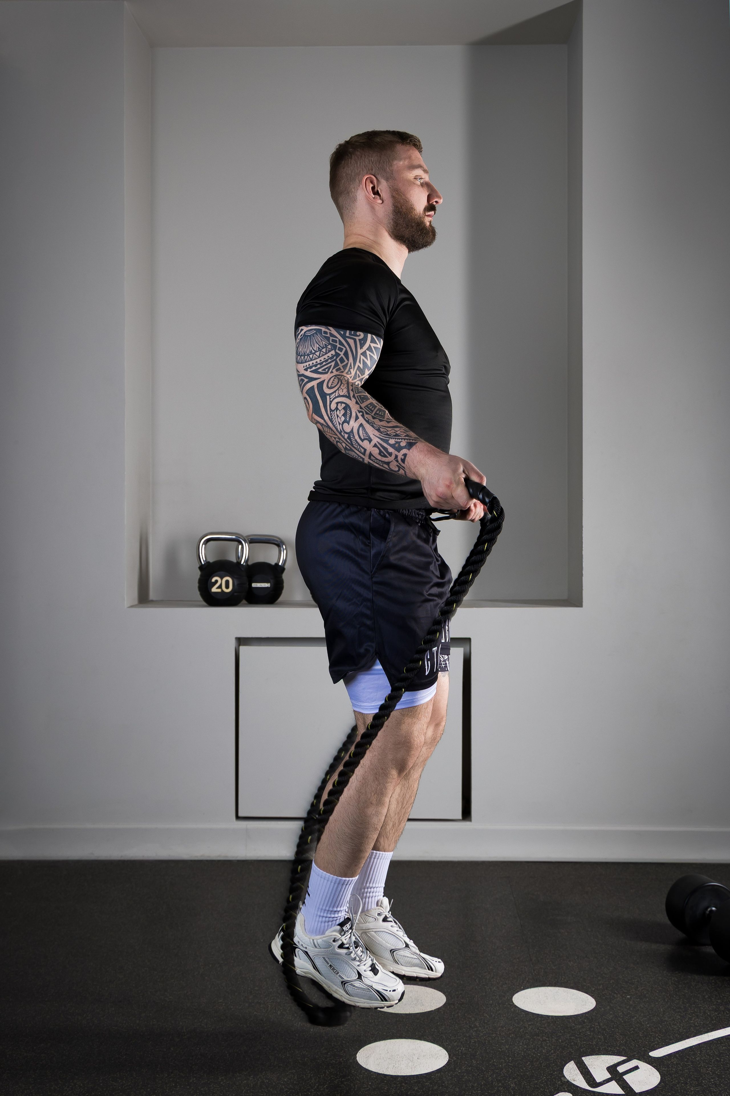 Спортивный инвентарь. Photomantis