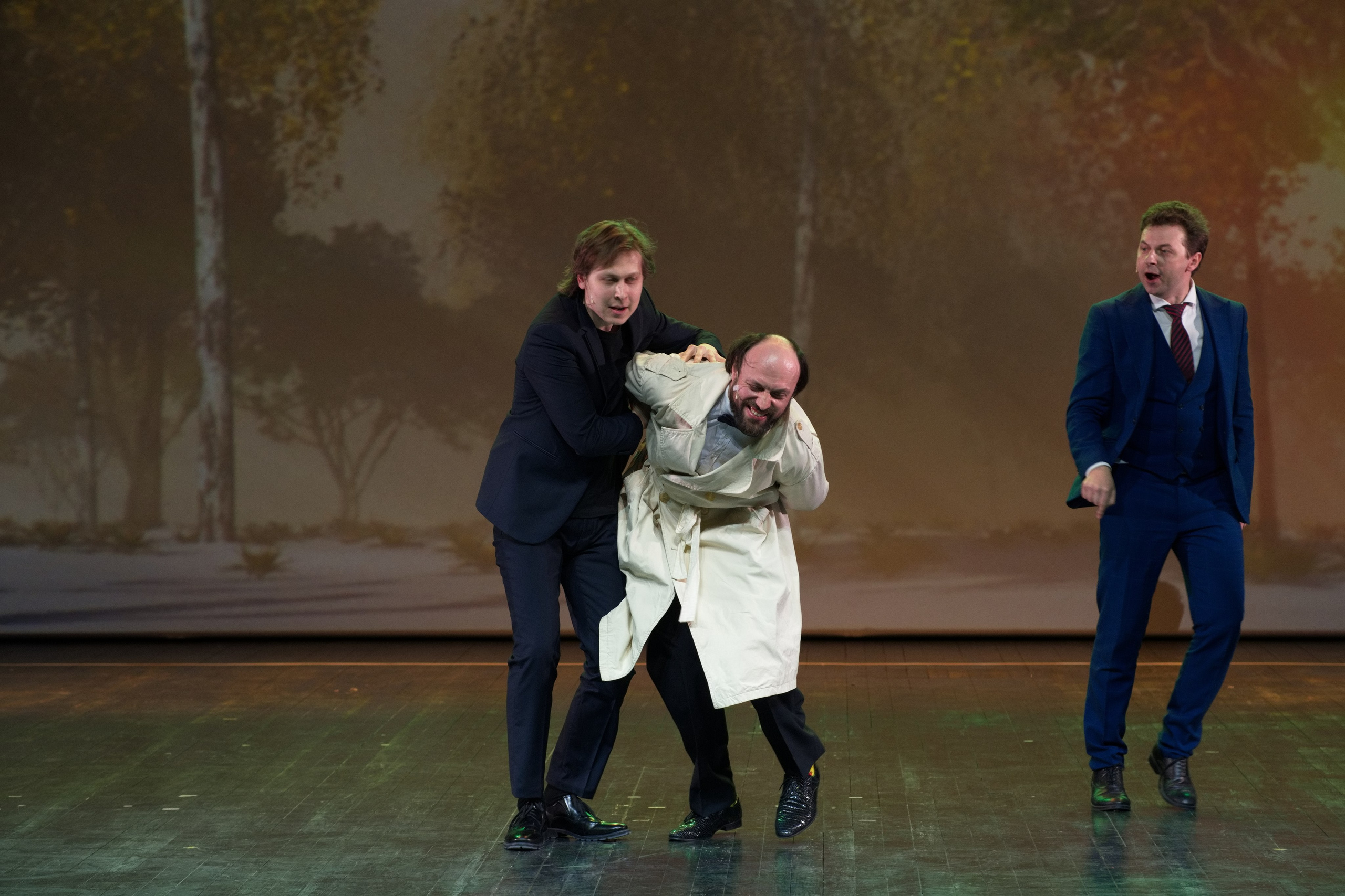 Театр И-Он, Мюнхгаузен. Семейный и детский фотограф Антон Зорин