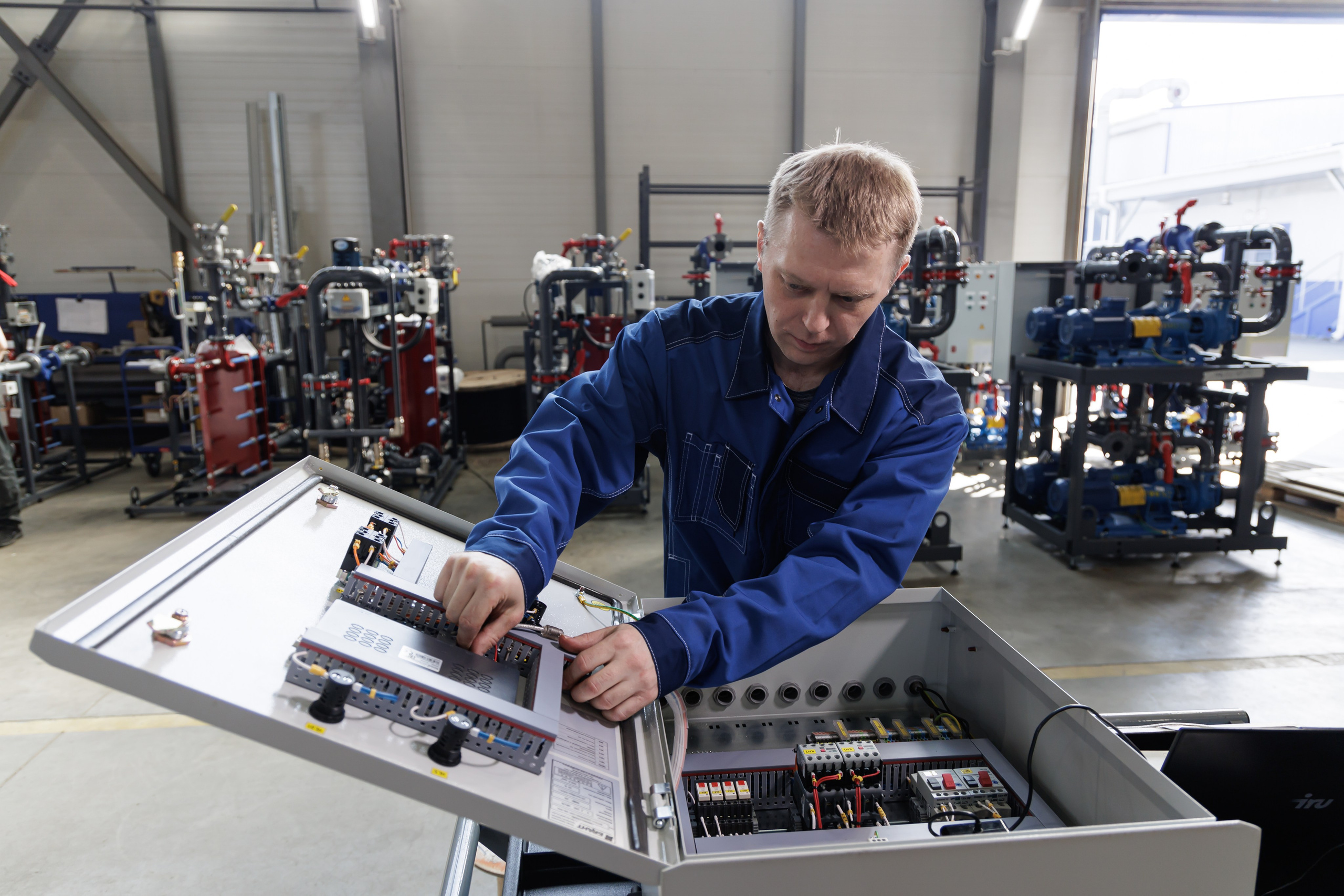 Промсъёмки. Фотограф свадебный, репортажный, индивидуальный, фото для маркетплейсов, брендов, автосалонов
