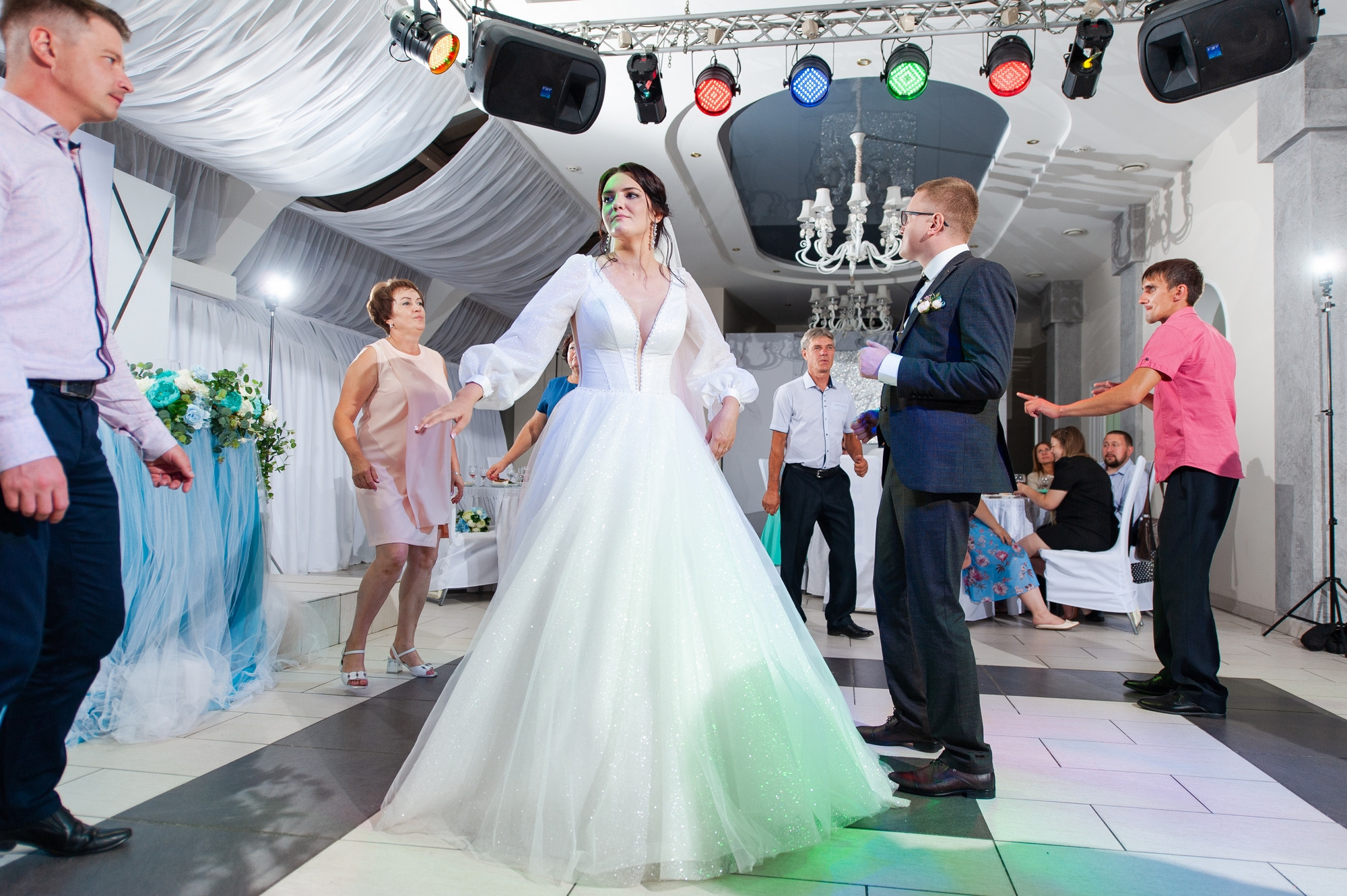 Двойной свадебный день. Свадебный и семейный фотограф в Омске Мормулев Михаил