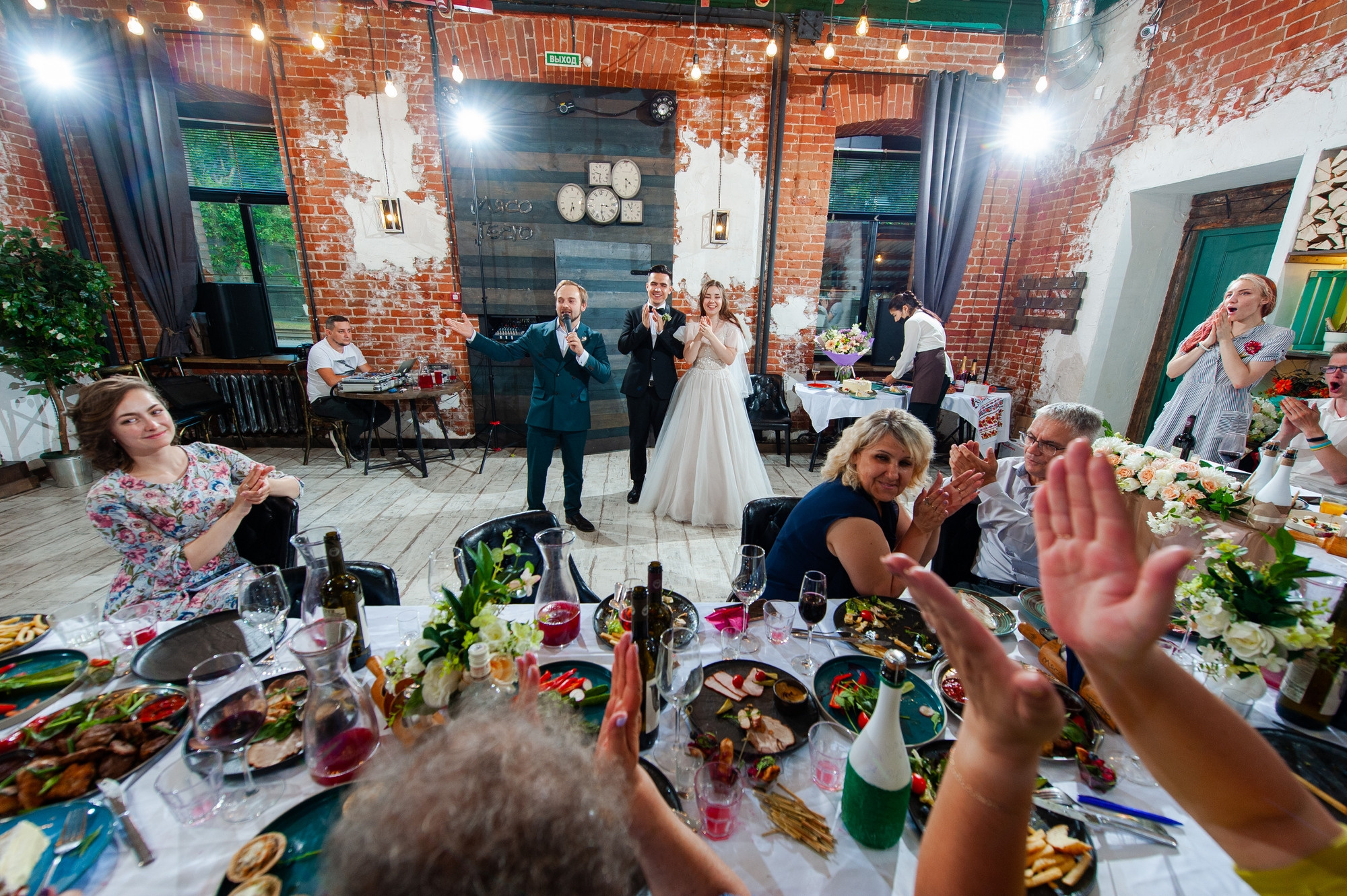 Только банкет. Зато какой. Свадебный и семейный фотограф в Омске Мормулев Михаил