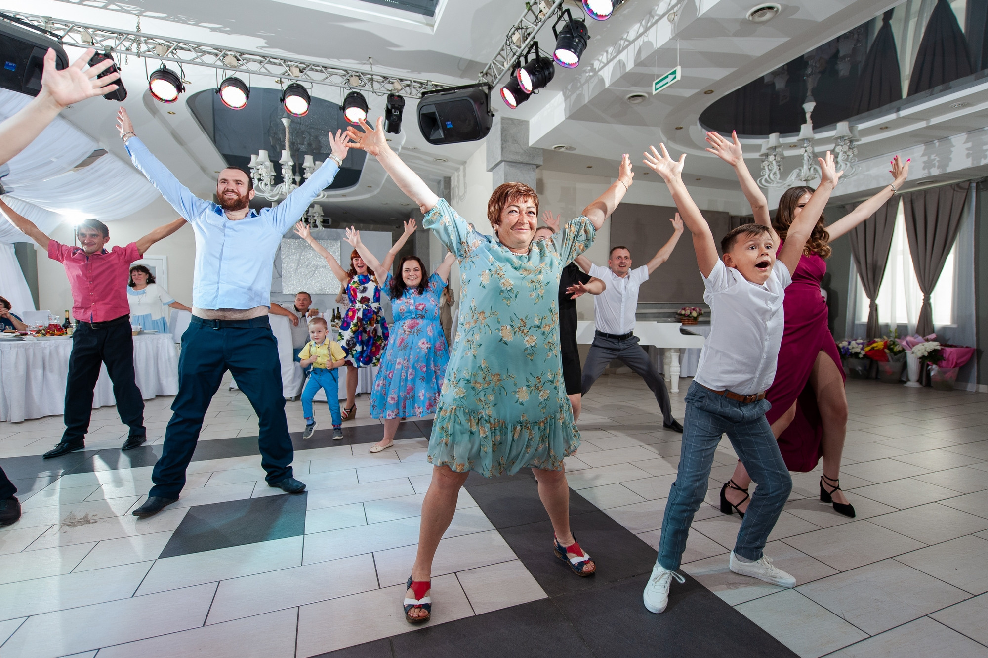 Двойной свадебный день. Свадебный и семейный фотограф в Омске Мормулев Михаил