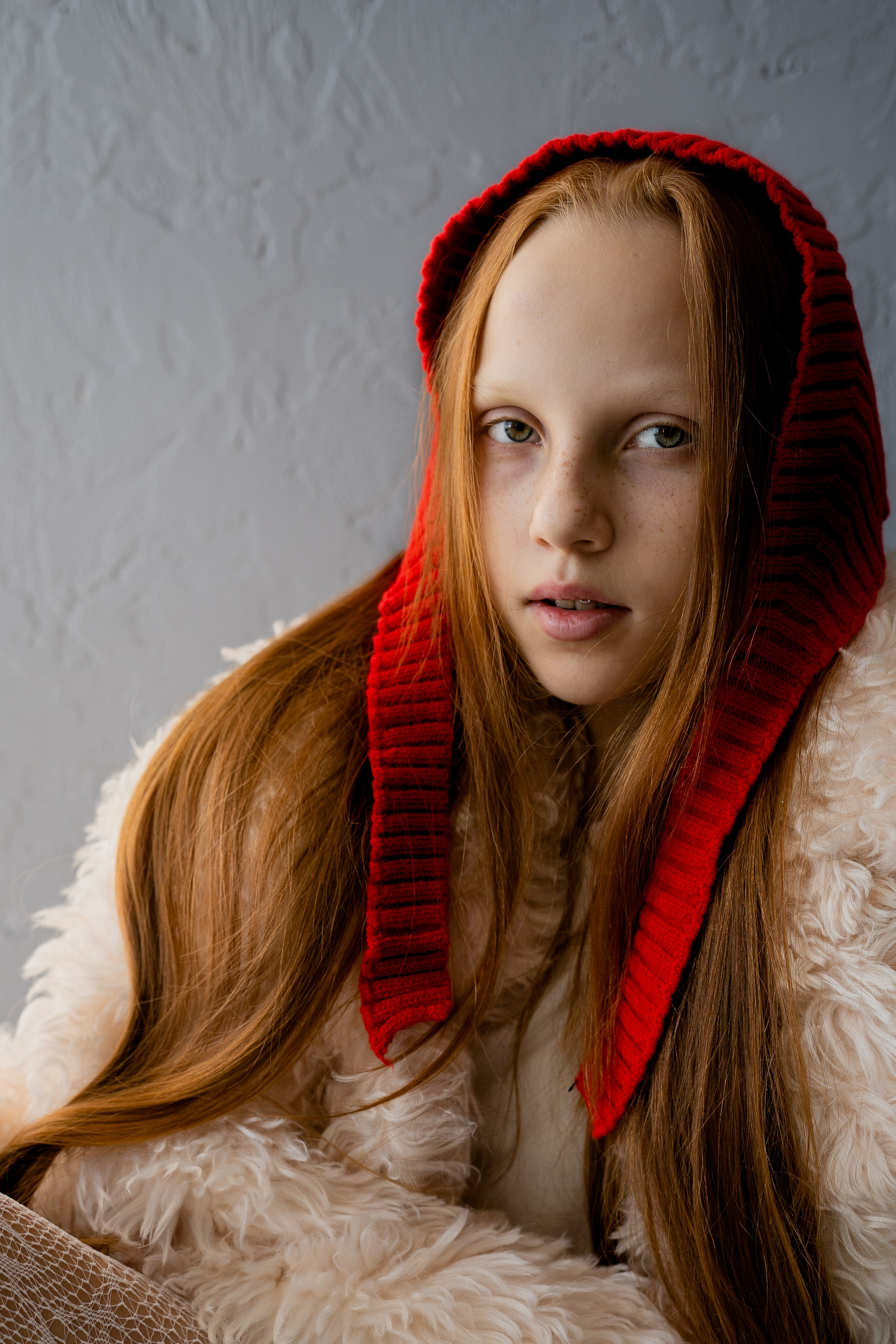 Красная шапочка. Семейный и женский фотограф в Санкт-Петербурге Каурова Валентина