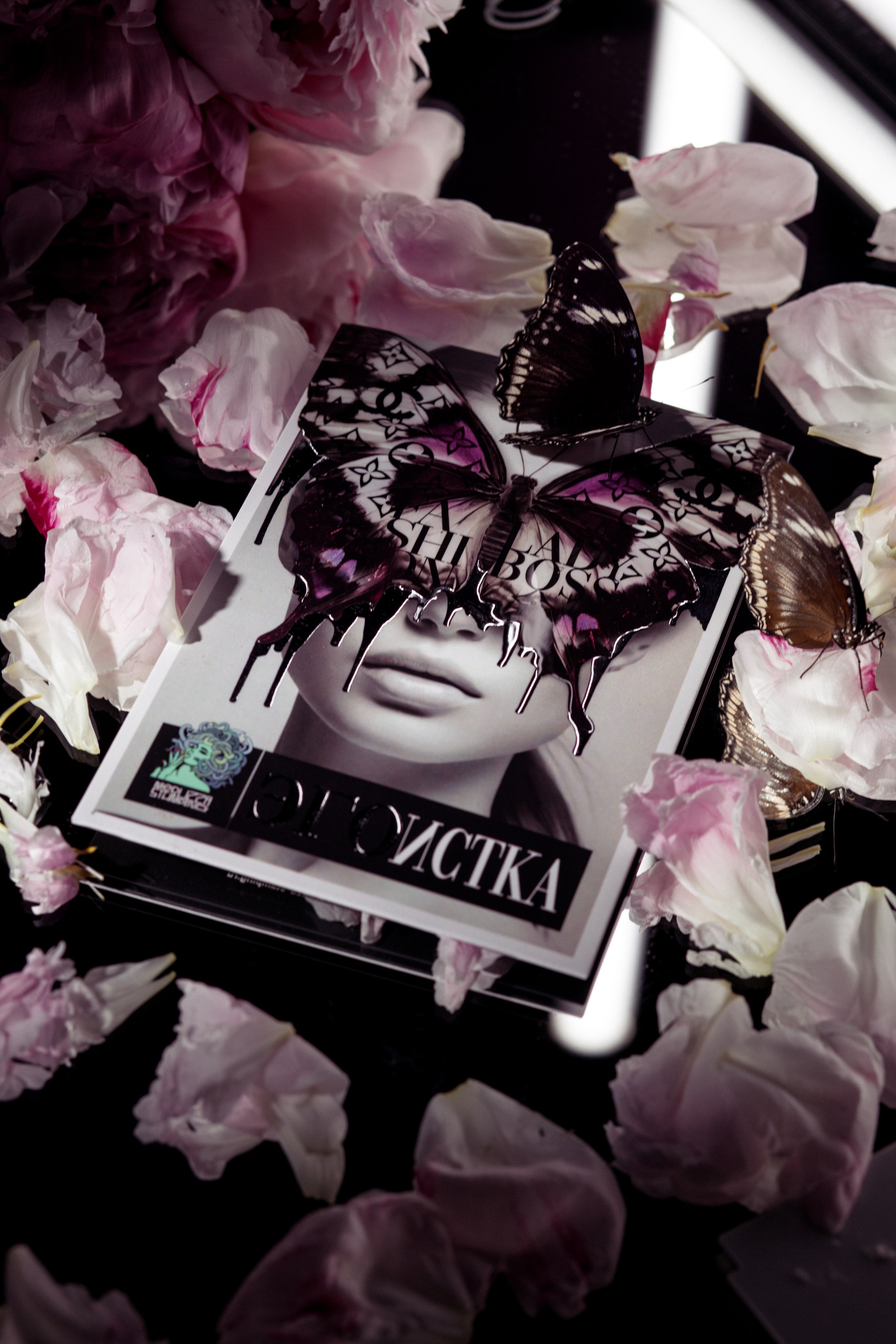 Рекламные съемки брендов. Fashion и контент-фотограф в Москве Антон Попелнуха