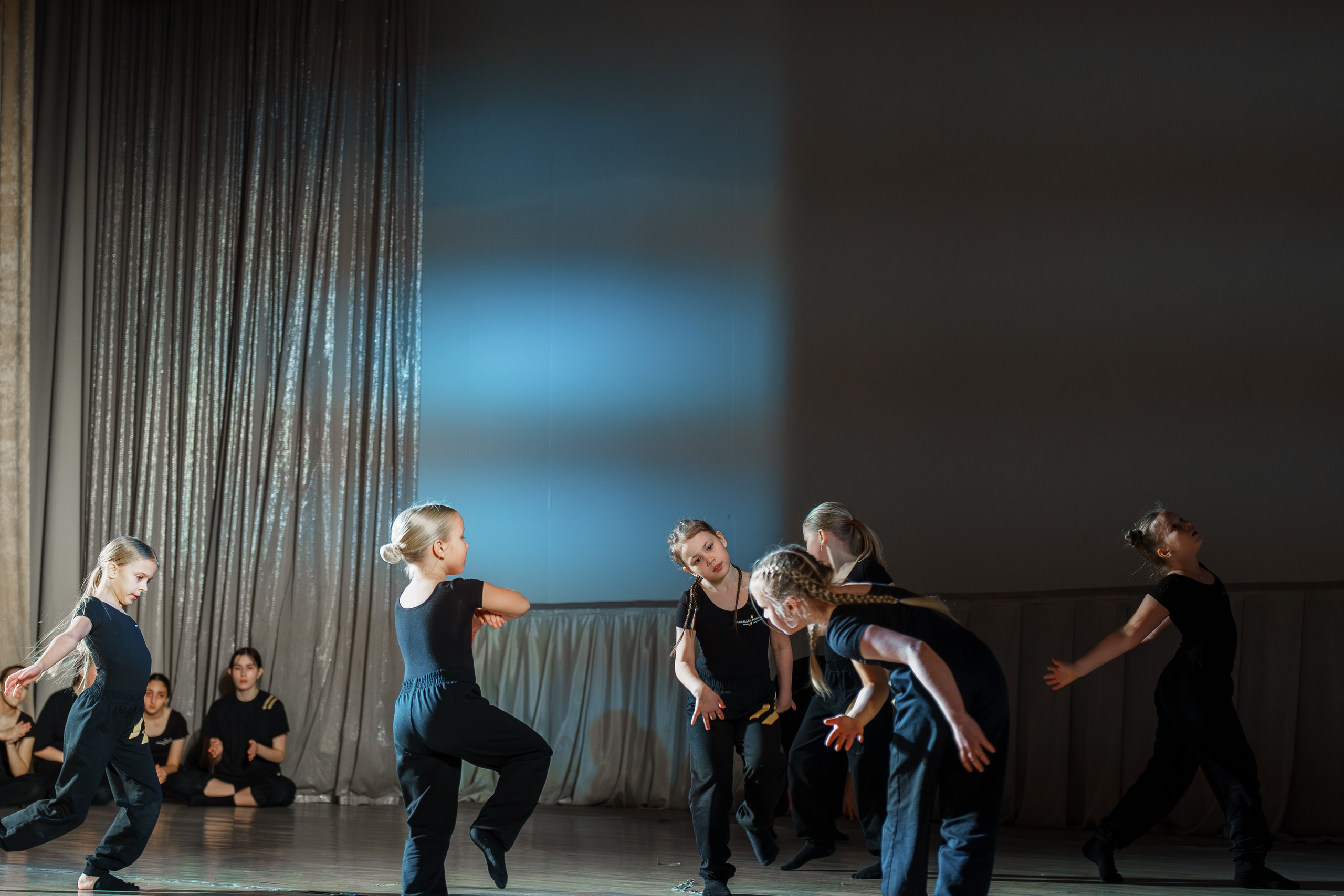 Танцевальный конкурс, репортаж. Фотограф видеограф Геннадий Янбаев в Сочи, Краснодаре