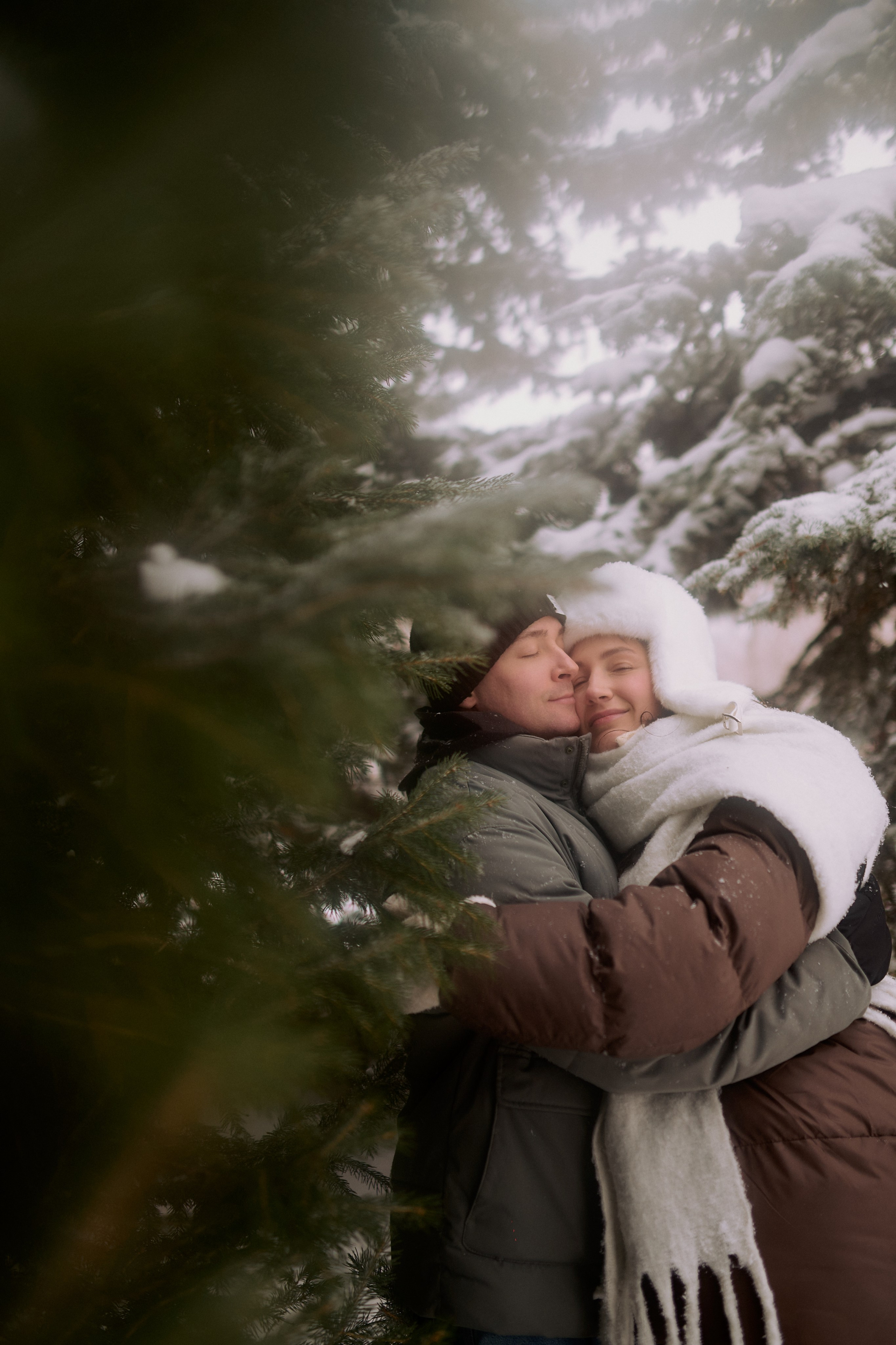 Андрей, Леся и Василиса в снежном парке. Семейный и свадебный lifestyle-фотограф в Москве Мария Петрова