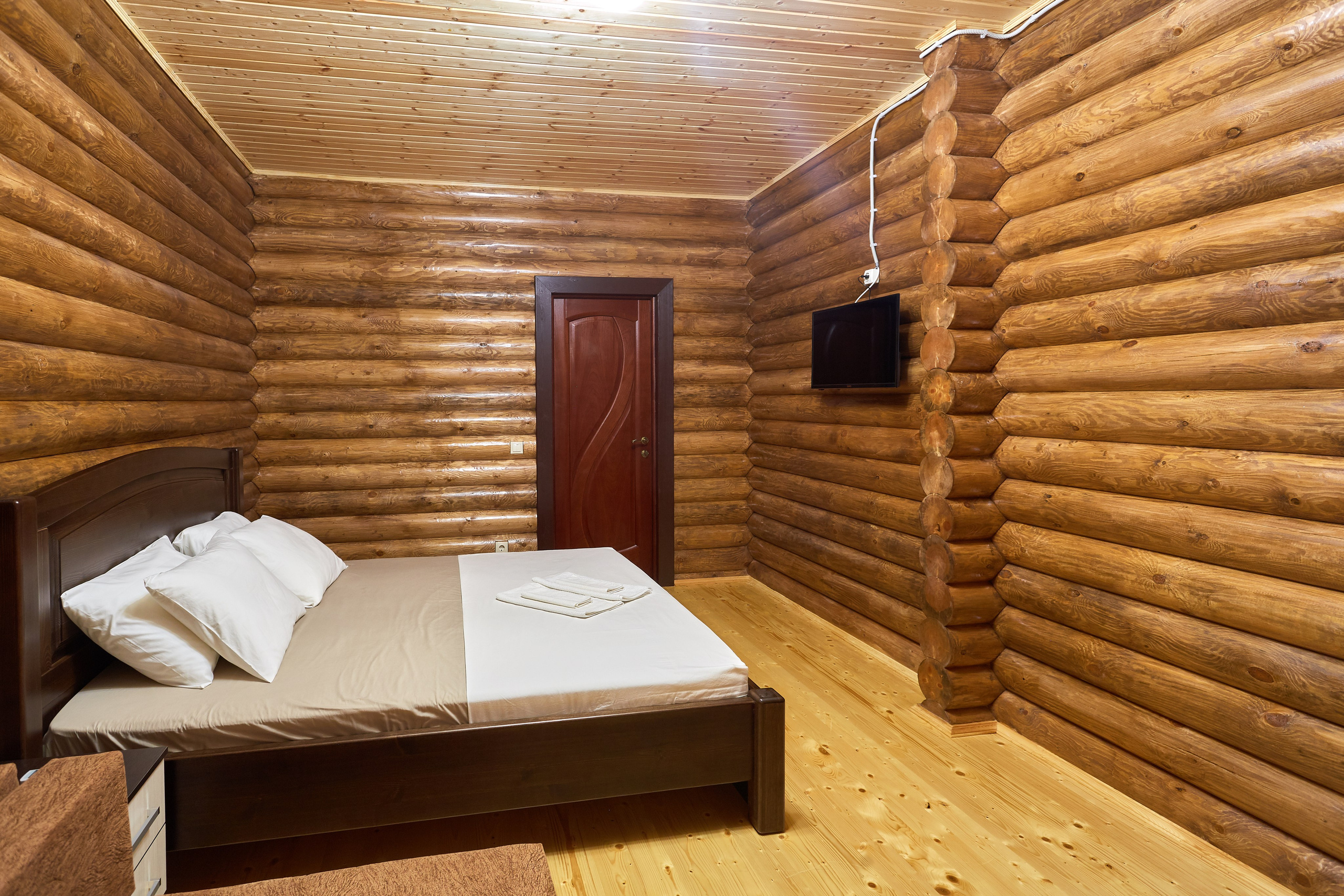 KRISNA ГУДАУТА. Семейный фотограф на крещение и венчание