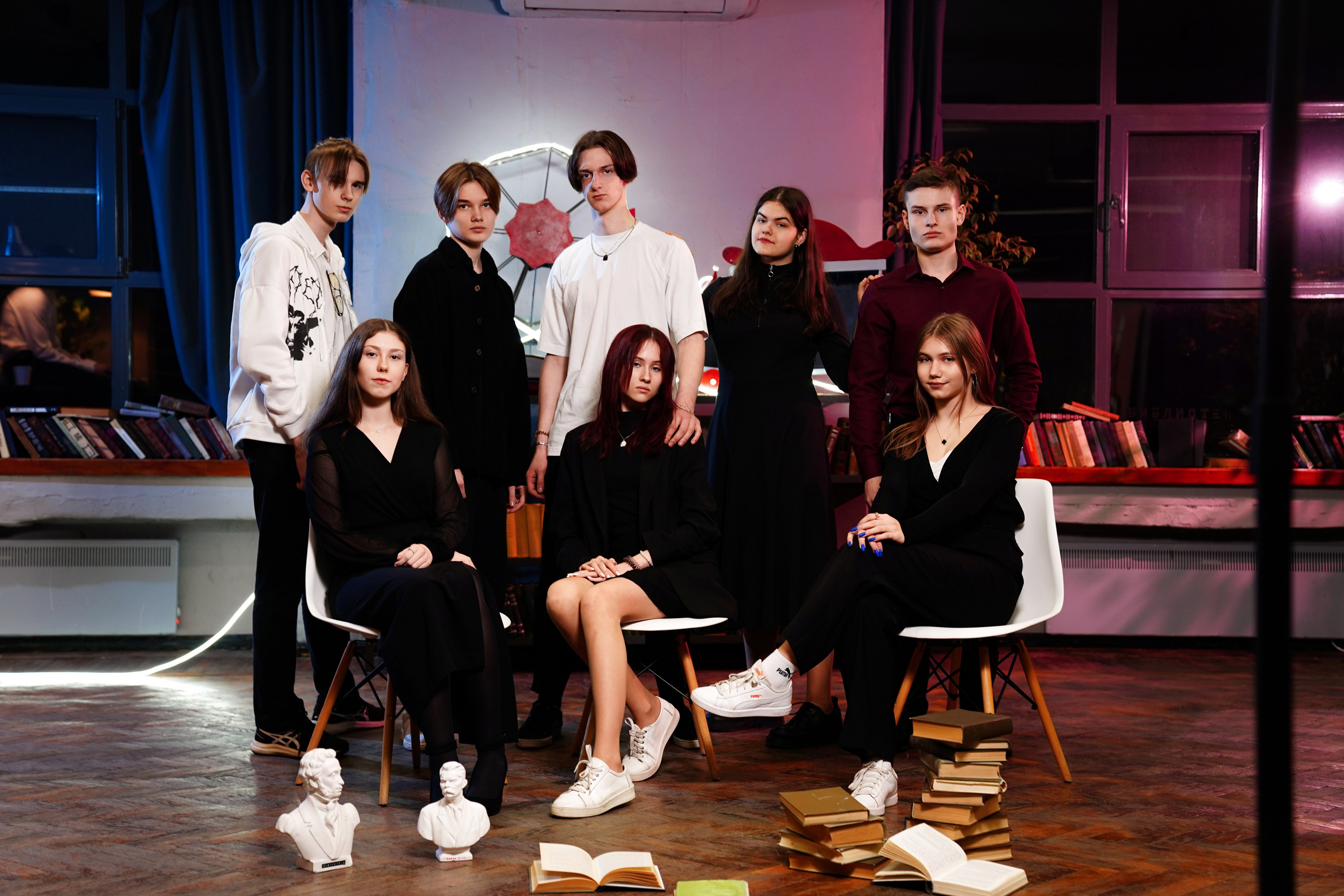 Съемка в библиотеке Лофт. MEMENTO.Выпускные альбомы, школьные, юбилейные и другие книги. Ростов-на-Дону