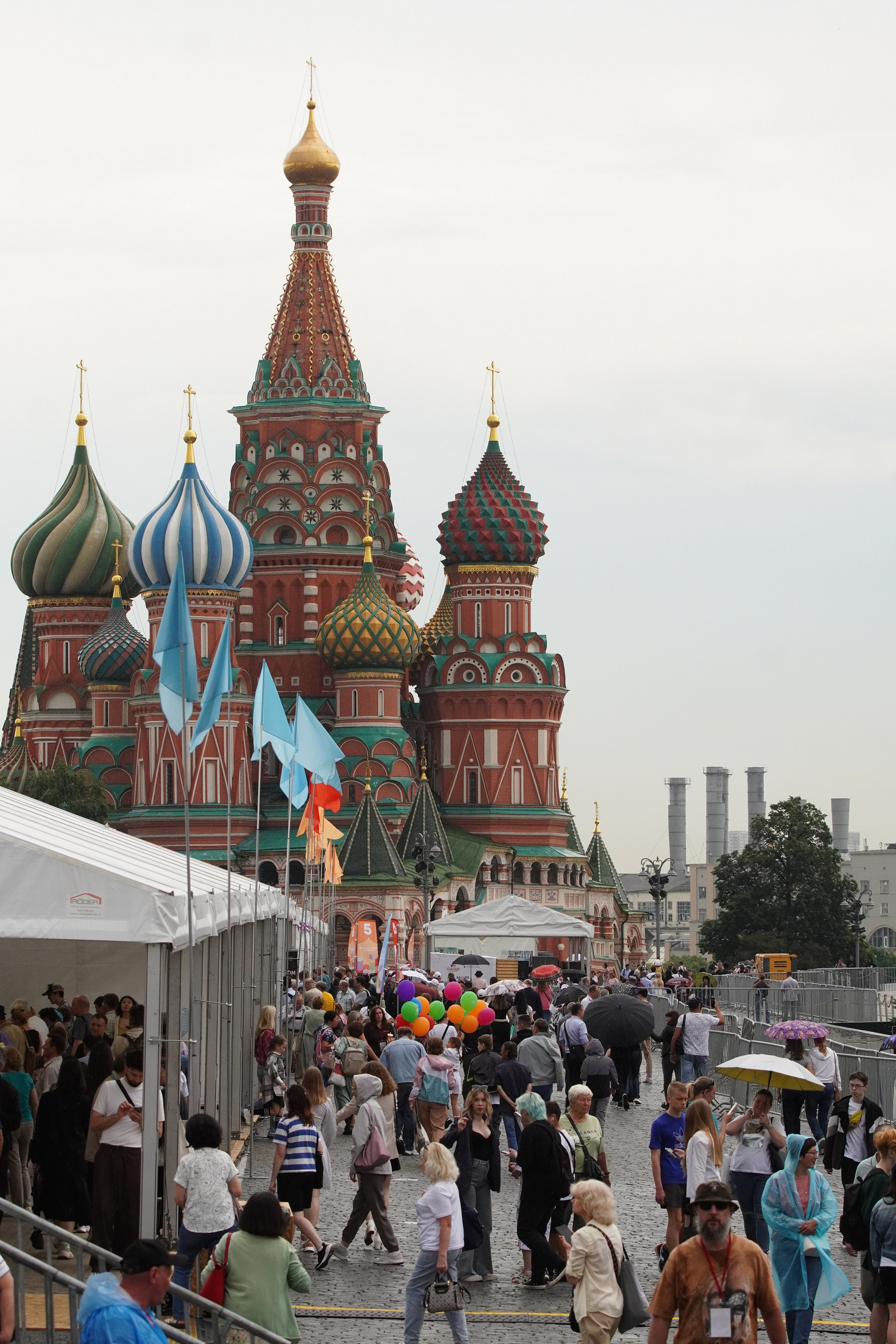 Книжный фестиваль на Красной Площади. Фотограф в Москве — Георгий Чернышов