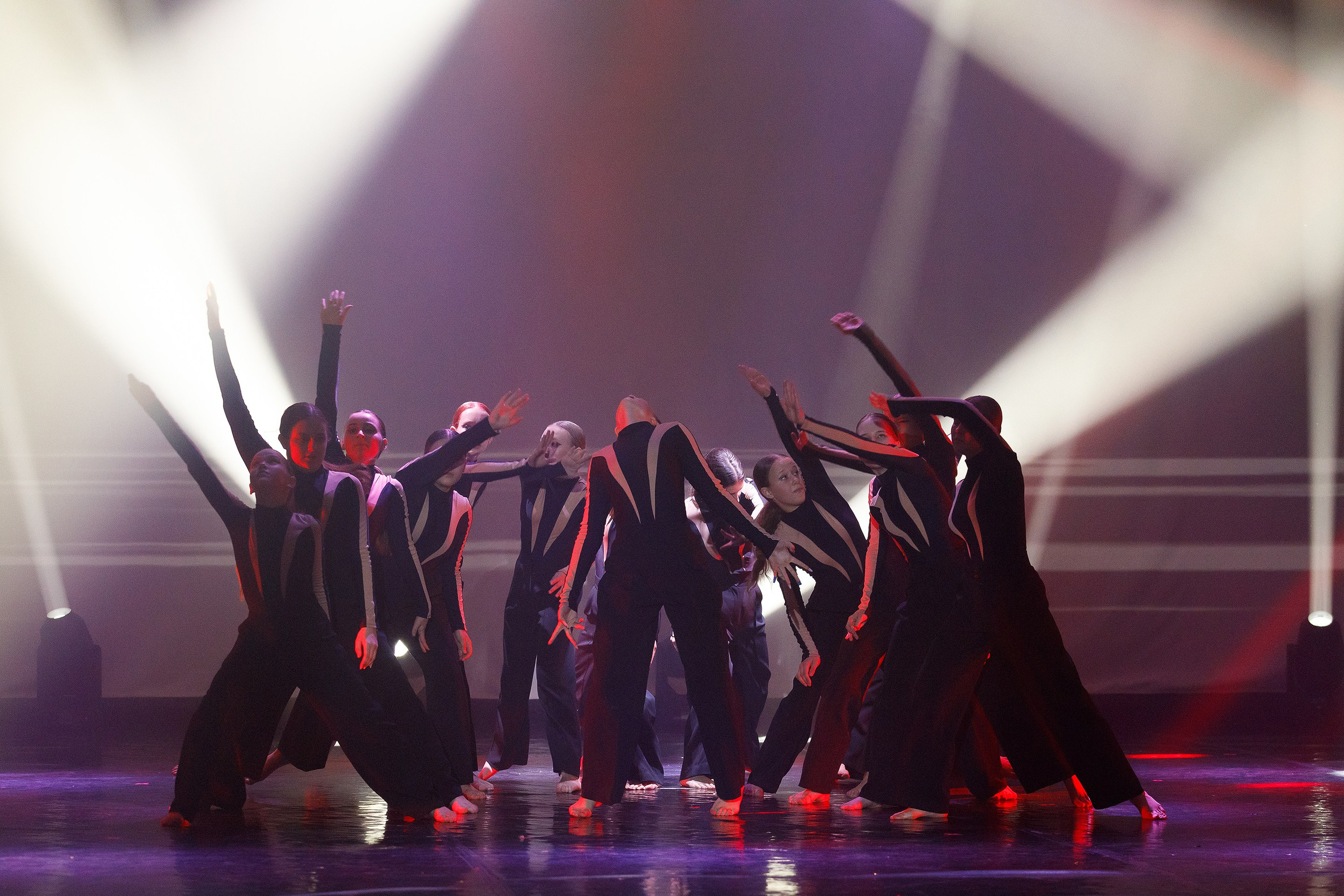 Репортажная фотосъемка отчетного концерта. Профессиональный фотограф в Новосибирске