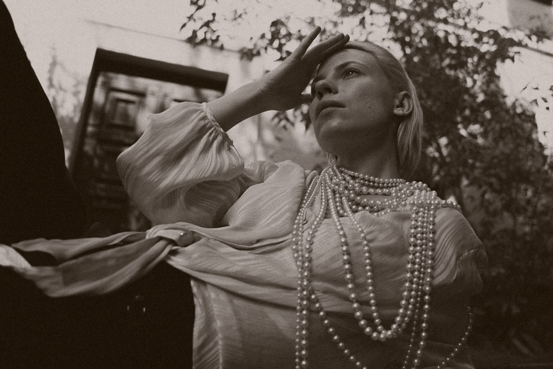 KSENIA. TUTSARKIS — Art Director | Stylist | Photographer