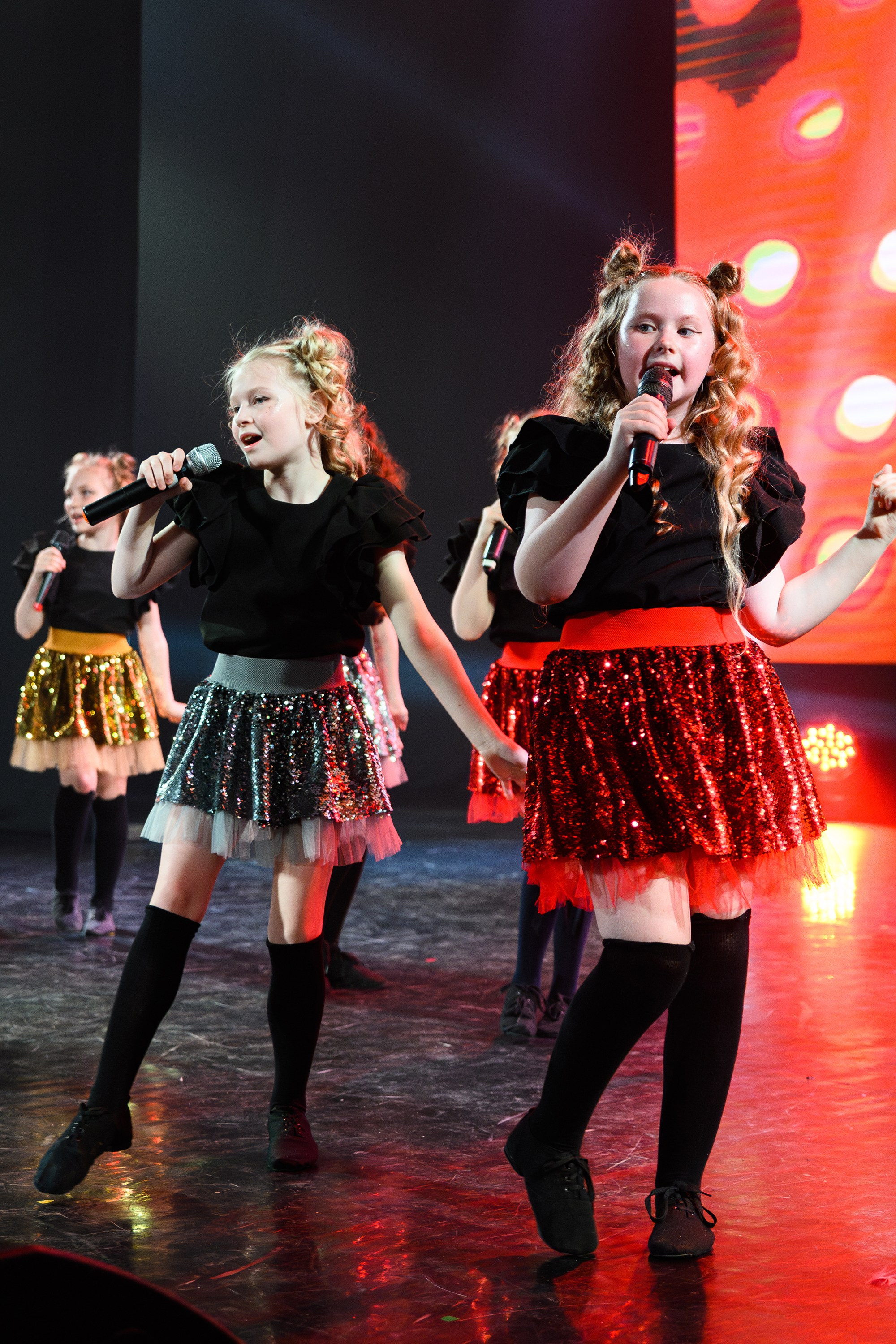 Концерт Вокал Хореографической Студии «Счастливый день». Константин Солодянкин — свадебный и репортажный фотограф в Екатеринбурге и Верхней Пышме