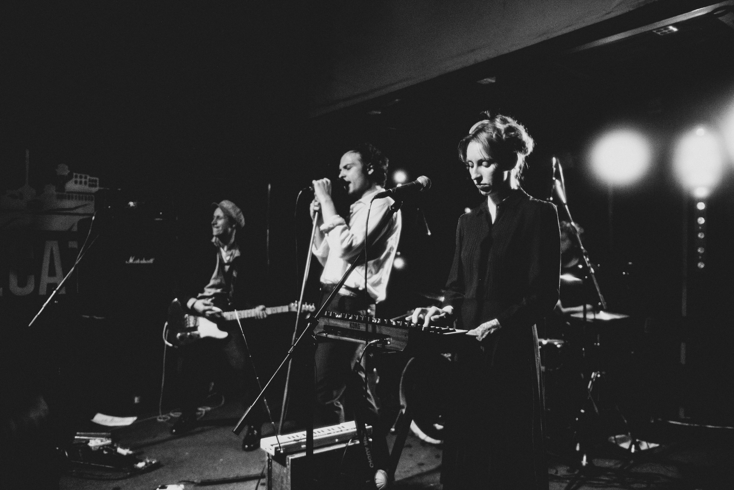 Диктофон. Фотограф для музыкантов, фотограф на концерт, концертный фотограф, съемка концерта, бэкстейдж фотограф