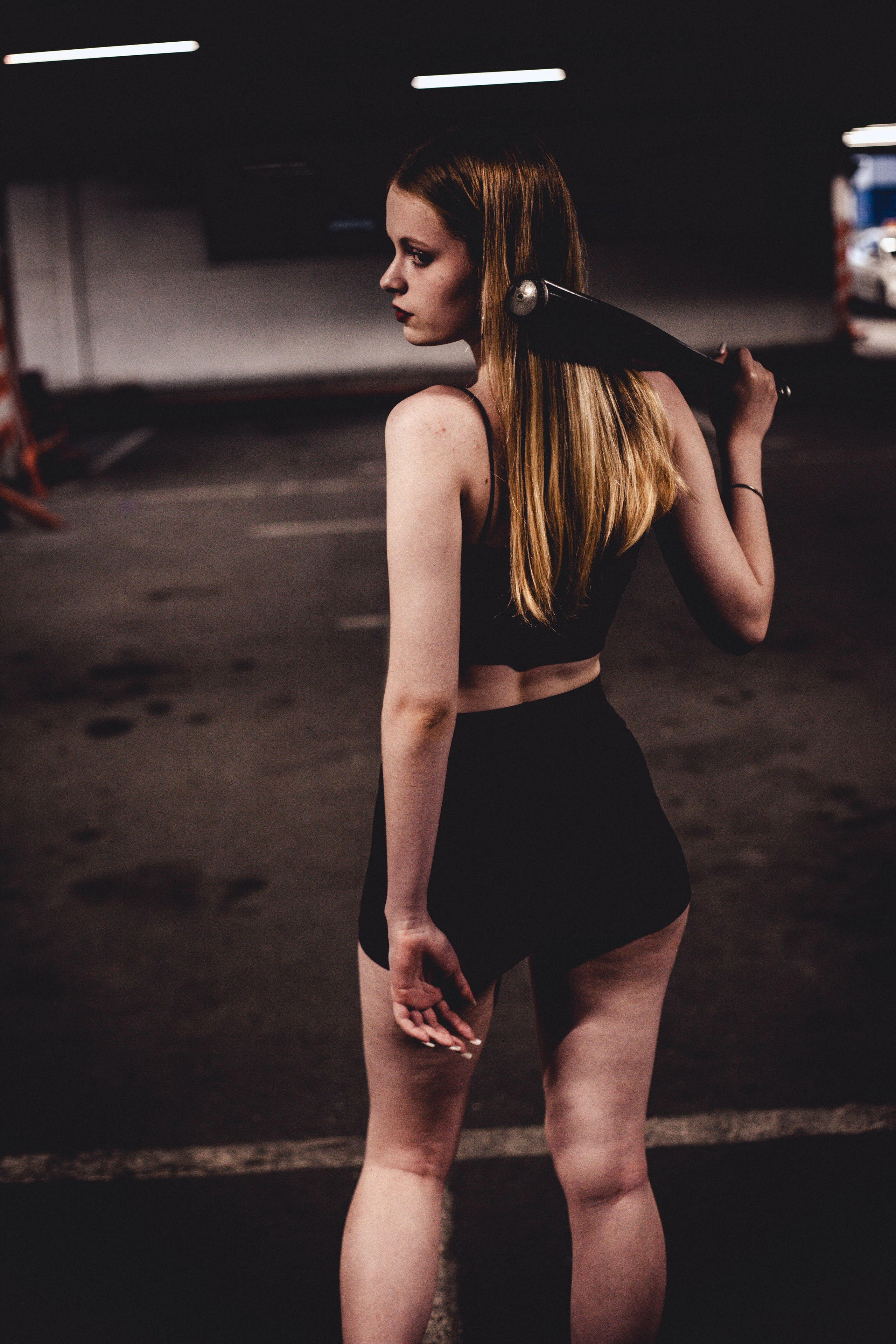 «Тайны парковки глазами тележки». Уличный фотограф Города N