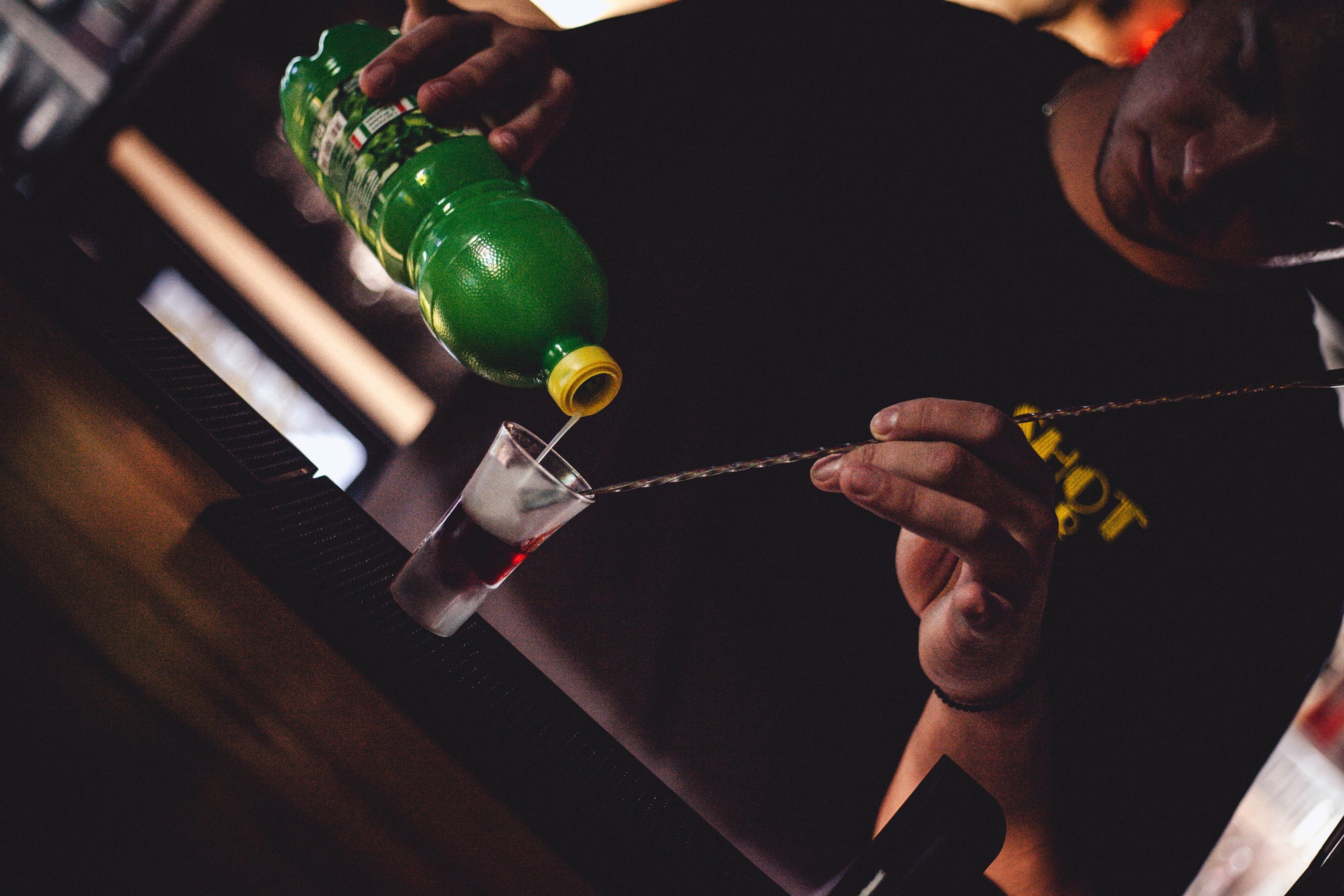 Шот Бар. Уличный фотограф Города N