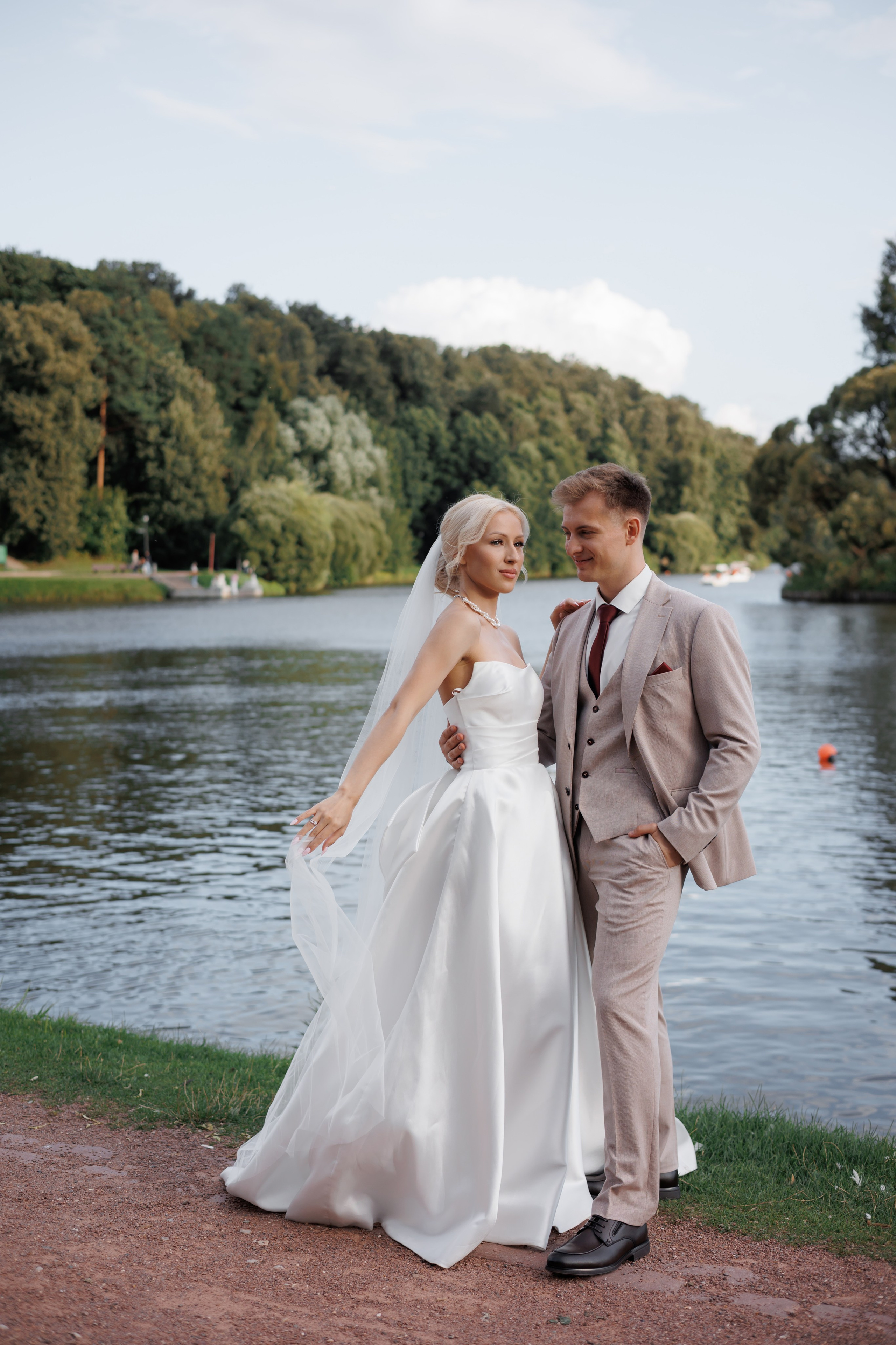 Отель «Милан», Шипиловский ЗАГС, прогулка в парке Царицыно. Свадебный и репортажный фотограф (Москва, Королев и другие)