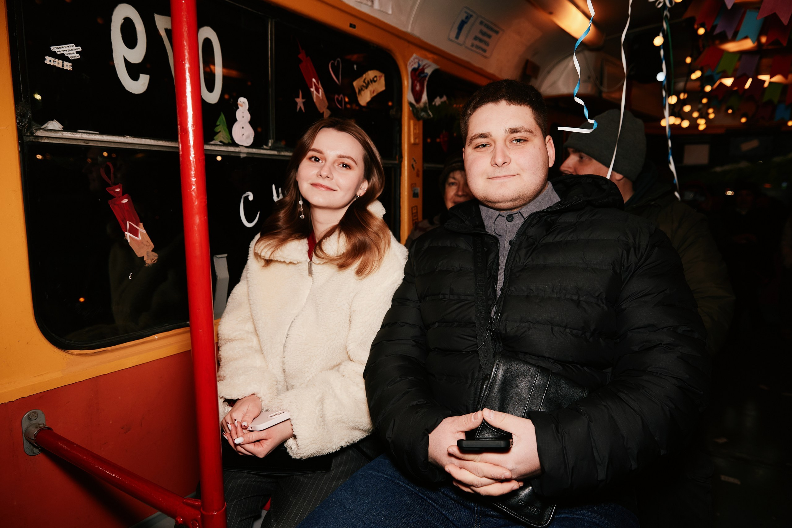 Новогодний трамвай 2026. Свадебный репортажный фотограф краснодар максим дремов дрёмов фотосессия студия цена