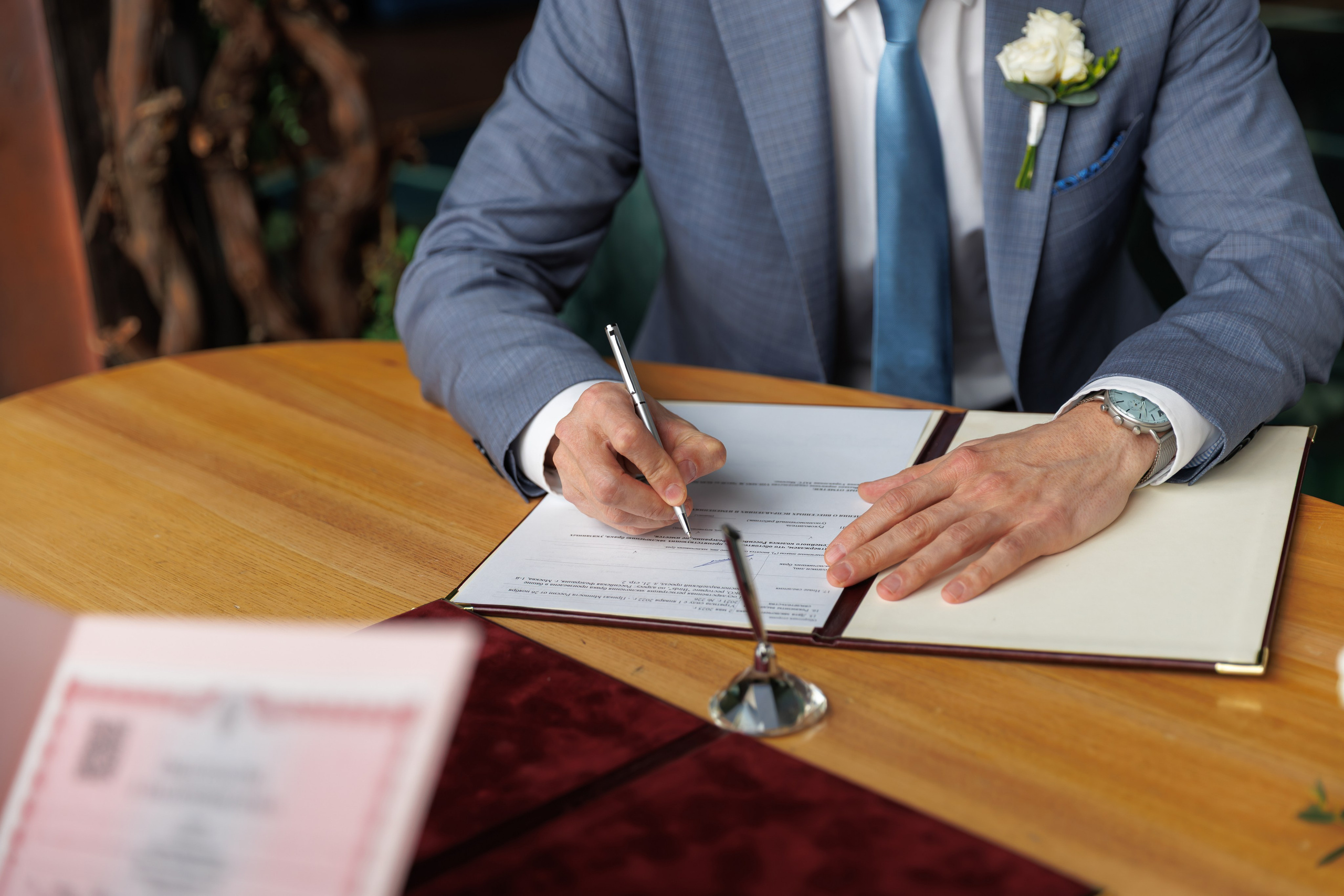 Свадебная фотосессия в библиотеке читальне им Пушкина. Свадебный фотограф Москва и МО Сергей Киржаев