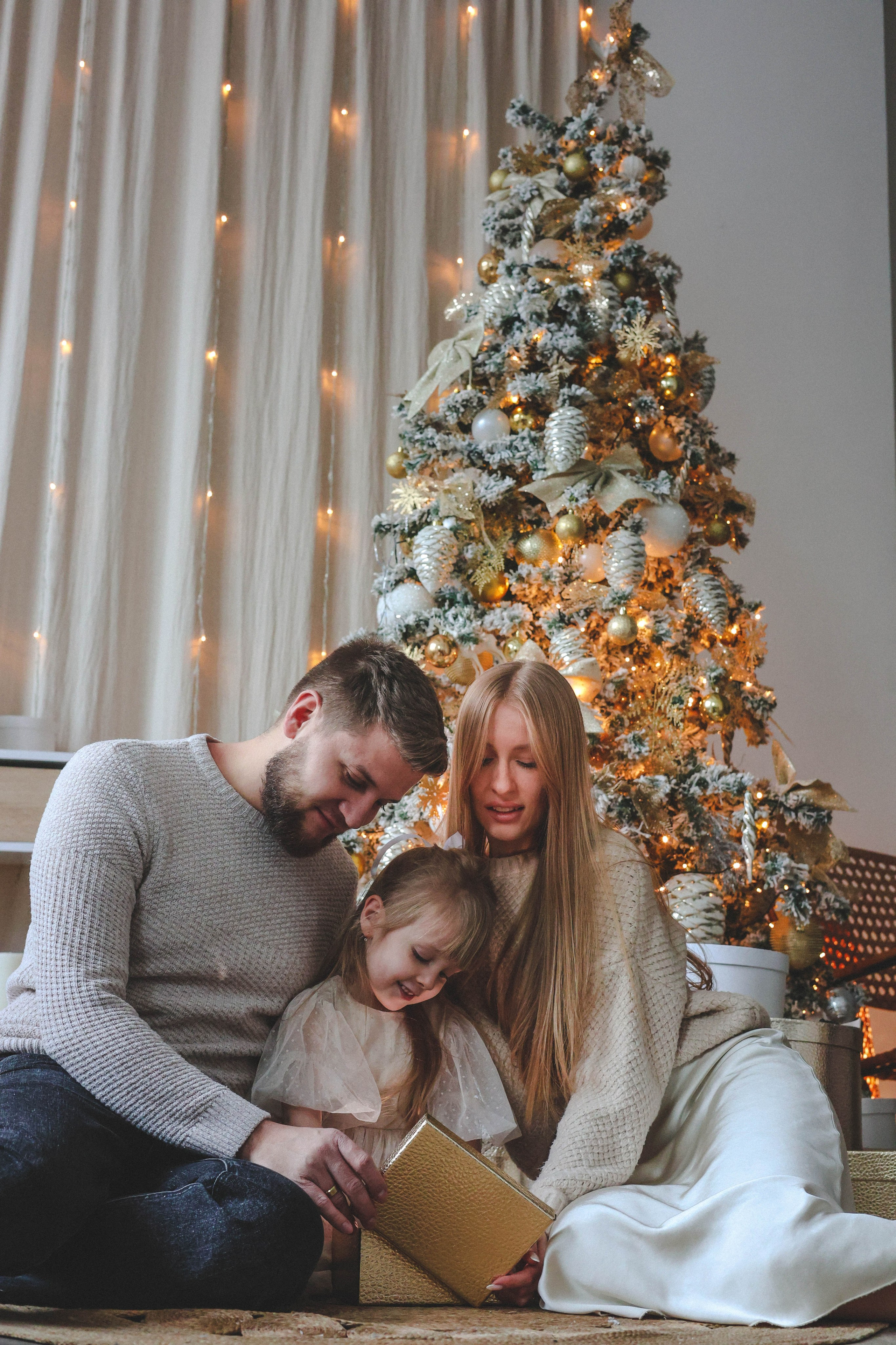 Новогодняя история «Кира и ее семья». Фотограф в Москве Анастасия Калинина