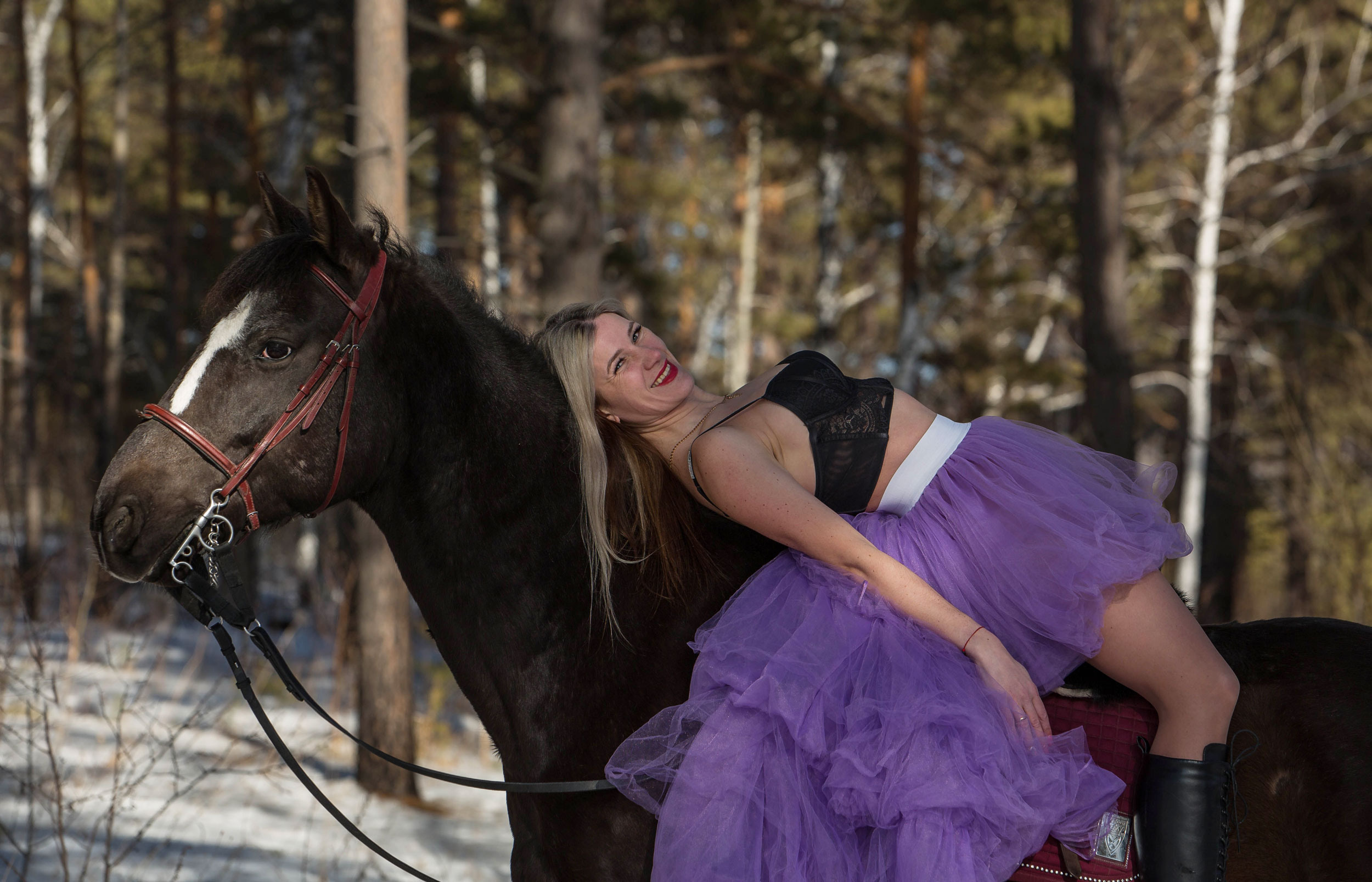 КСК Золотой Мустанг. Конный фотограф в Красноярске — Любовь Похабова