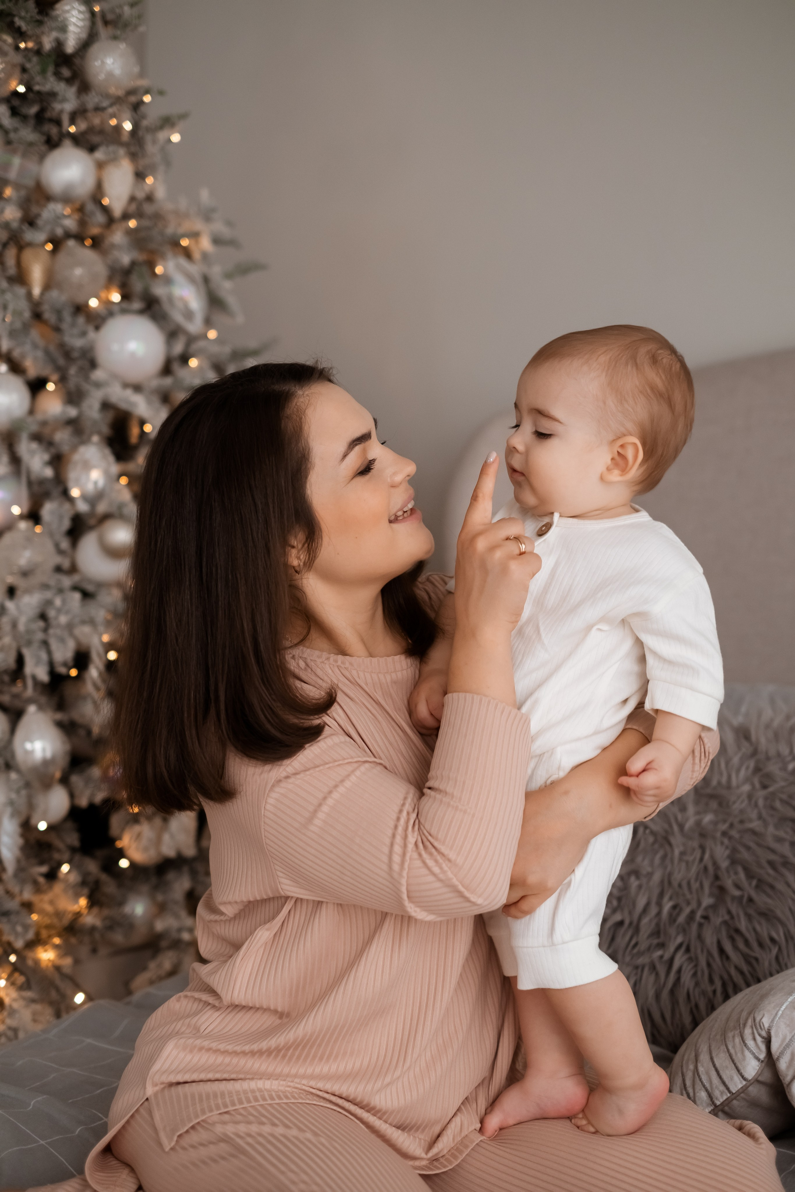Семейная новогодняя фотосессия. Семейный и детский фотограф в Мелитополе /Наталья Зацеркляная