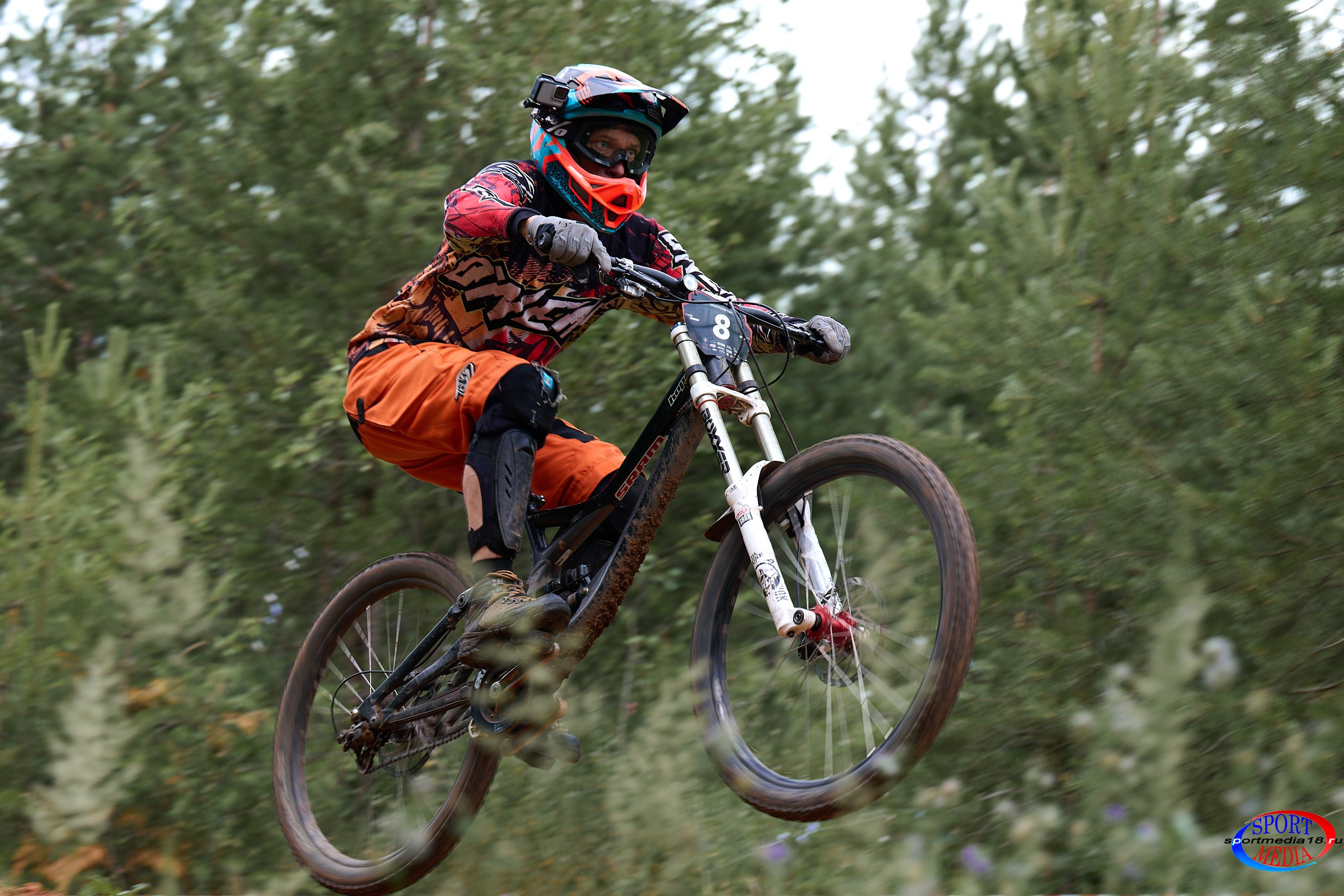 Чемпионат Удмуртии по скоростному спуску (Даунхилл). Ижевск. 07.07.20. Спортивный репортажный фотограф в Ижевске Сергей Мерзляков