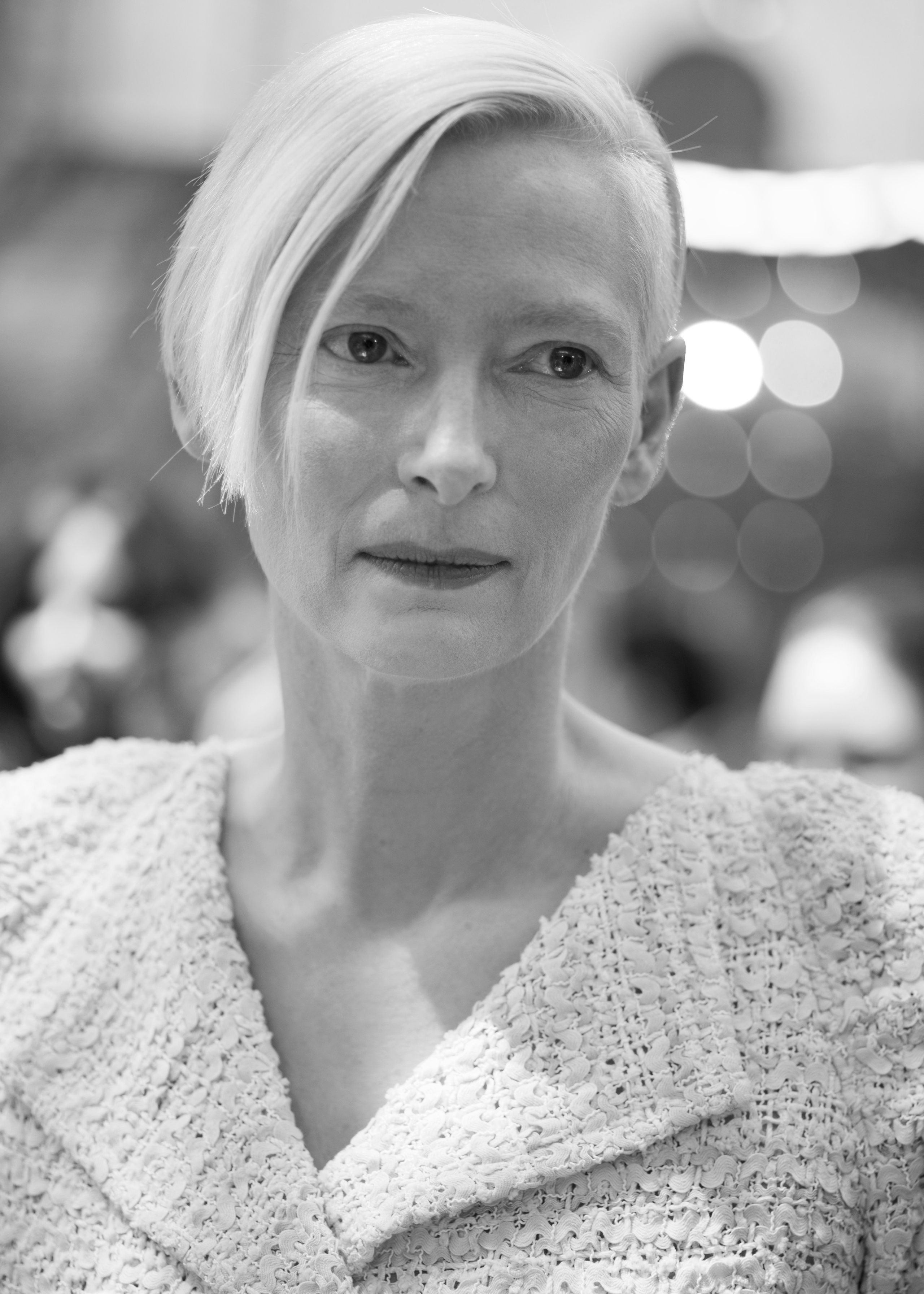 TILDA SUINTON / ELLE