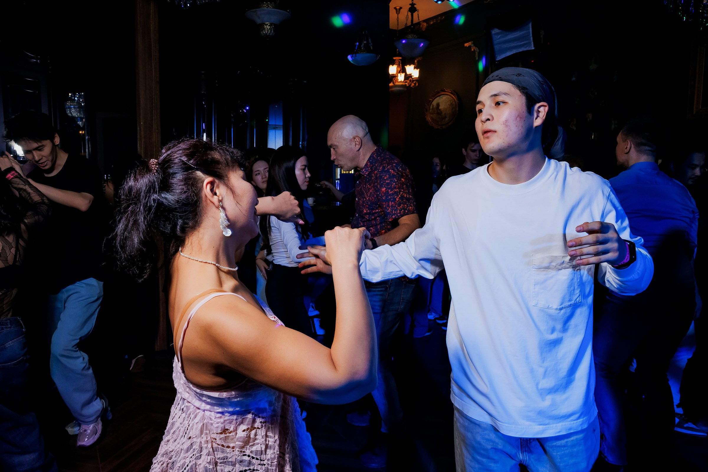 Bachata party. Репортажный фотограф в Алматы Каюпов Сержан