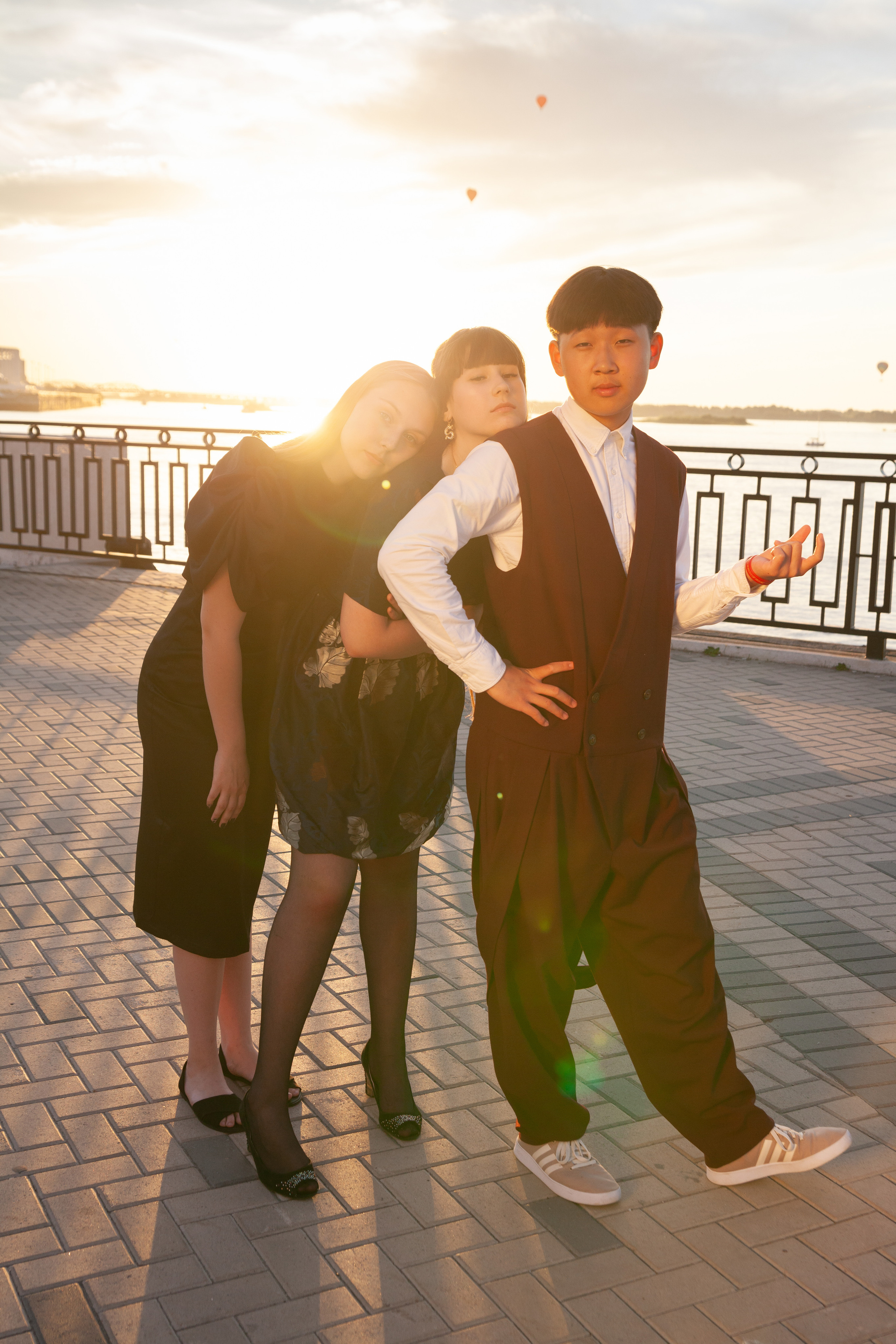 Групповой портрет в классе. Forteens Выпускные альбомы в Нижнем Новгороде