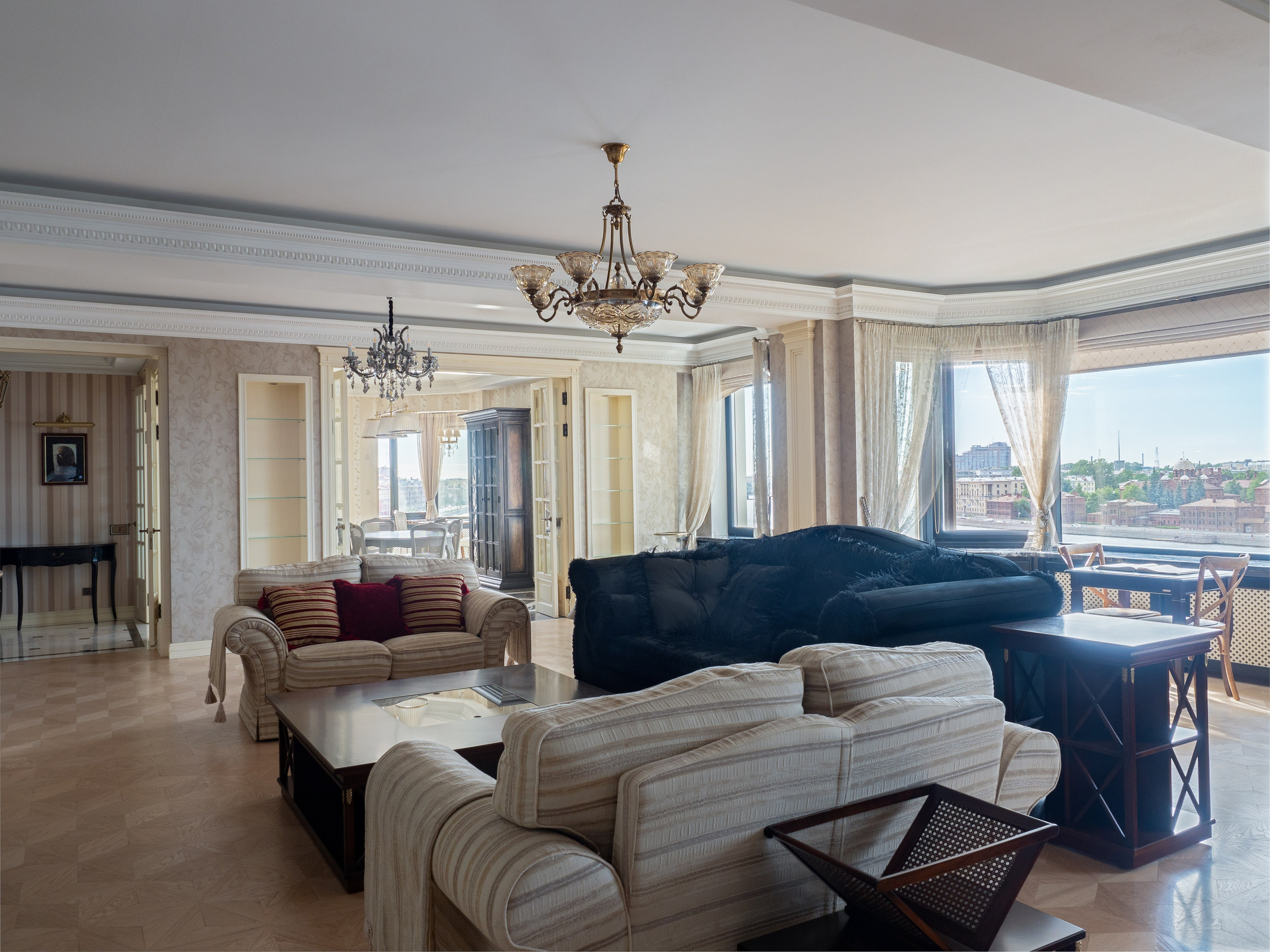 Дом на Воскресенской набережной. Сидоров Артем