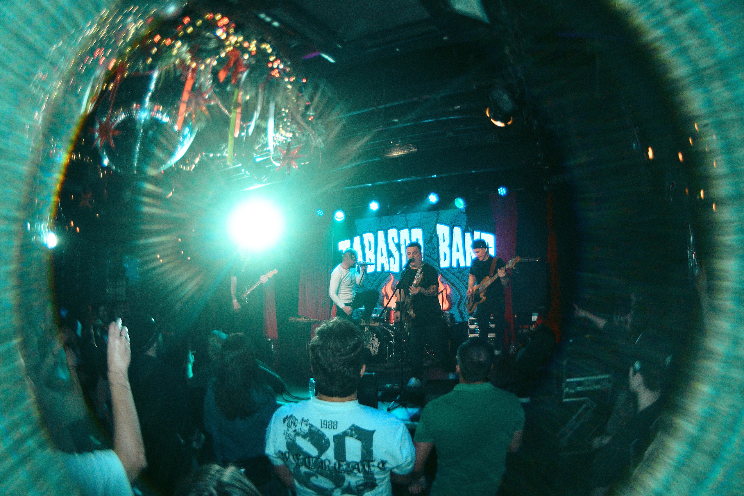 ТАБАСКО БЭНД — 16 ТОНН. Фотография для артистов