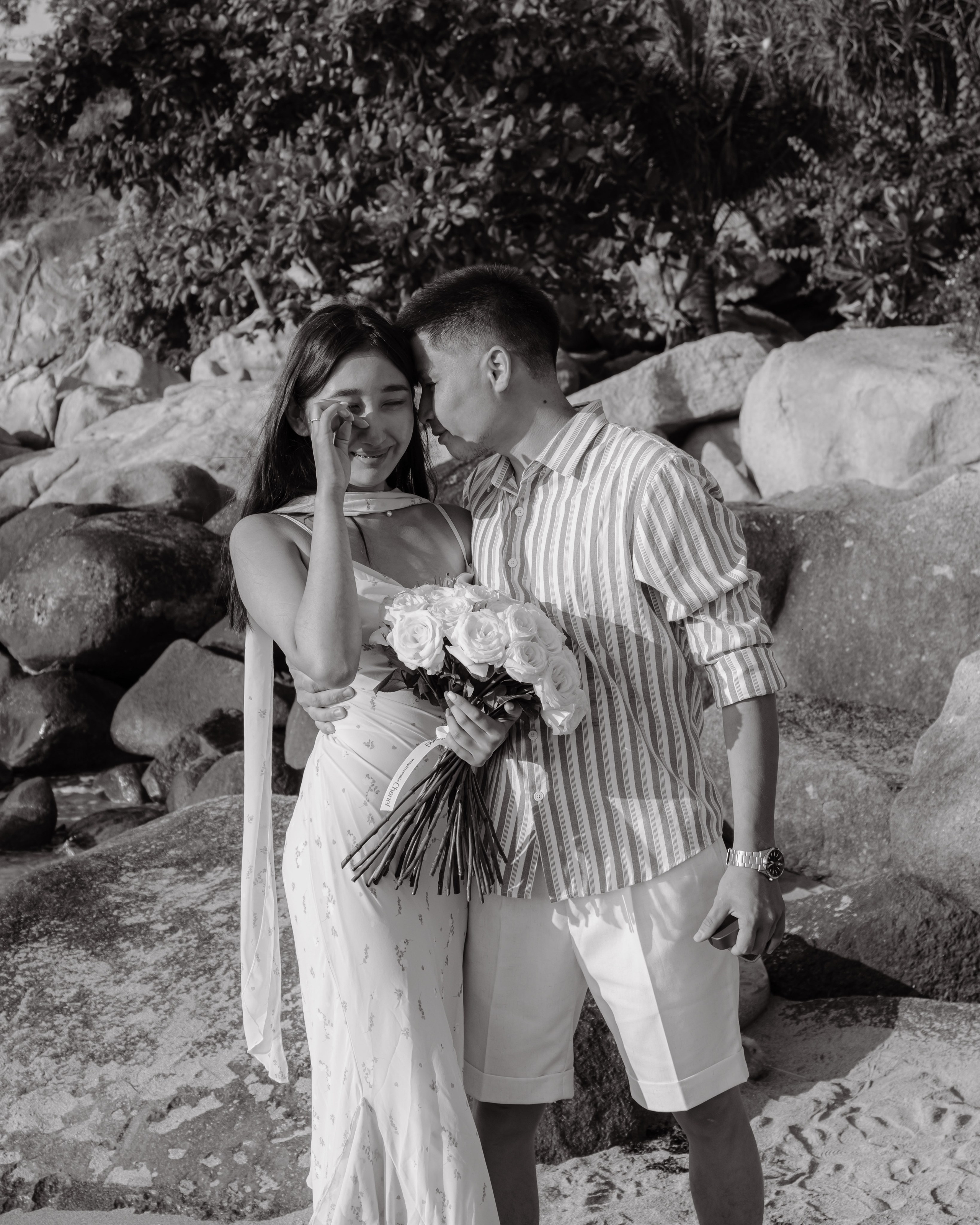 "She said YES!". Portrait photographer Nha Trang | Julia Meshanina