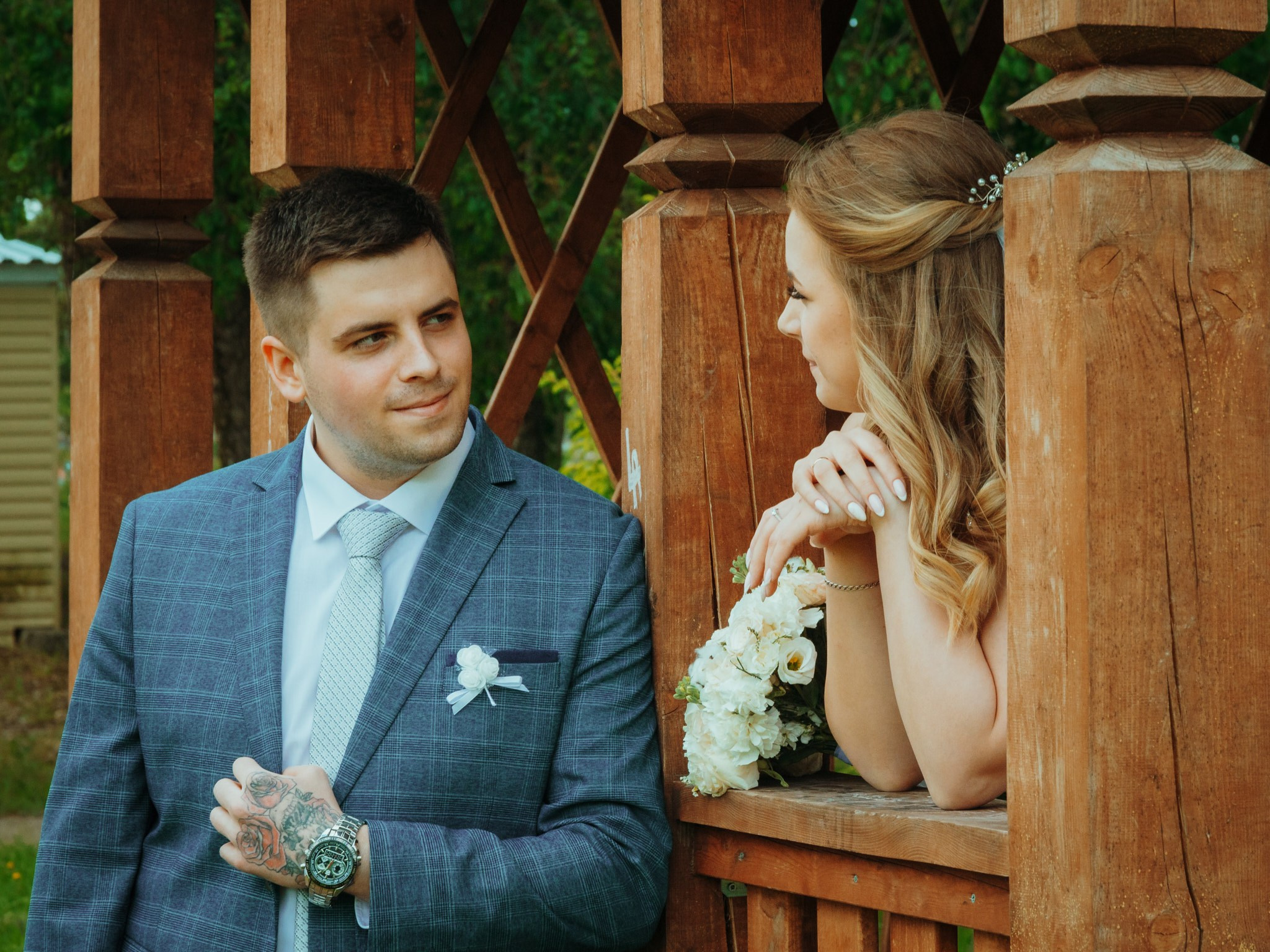 Лилия и Влад прогулка и банкет. Свадебный и семейный фотограф в г. Волхов Алексей Кочерыжкин