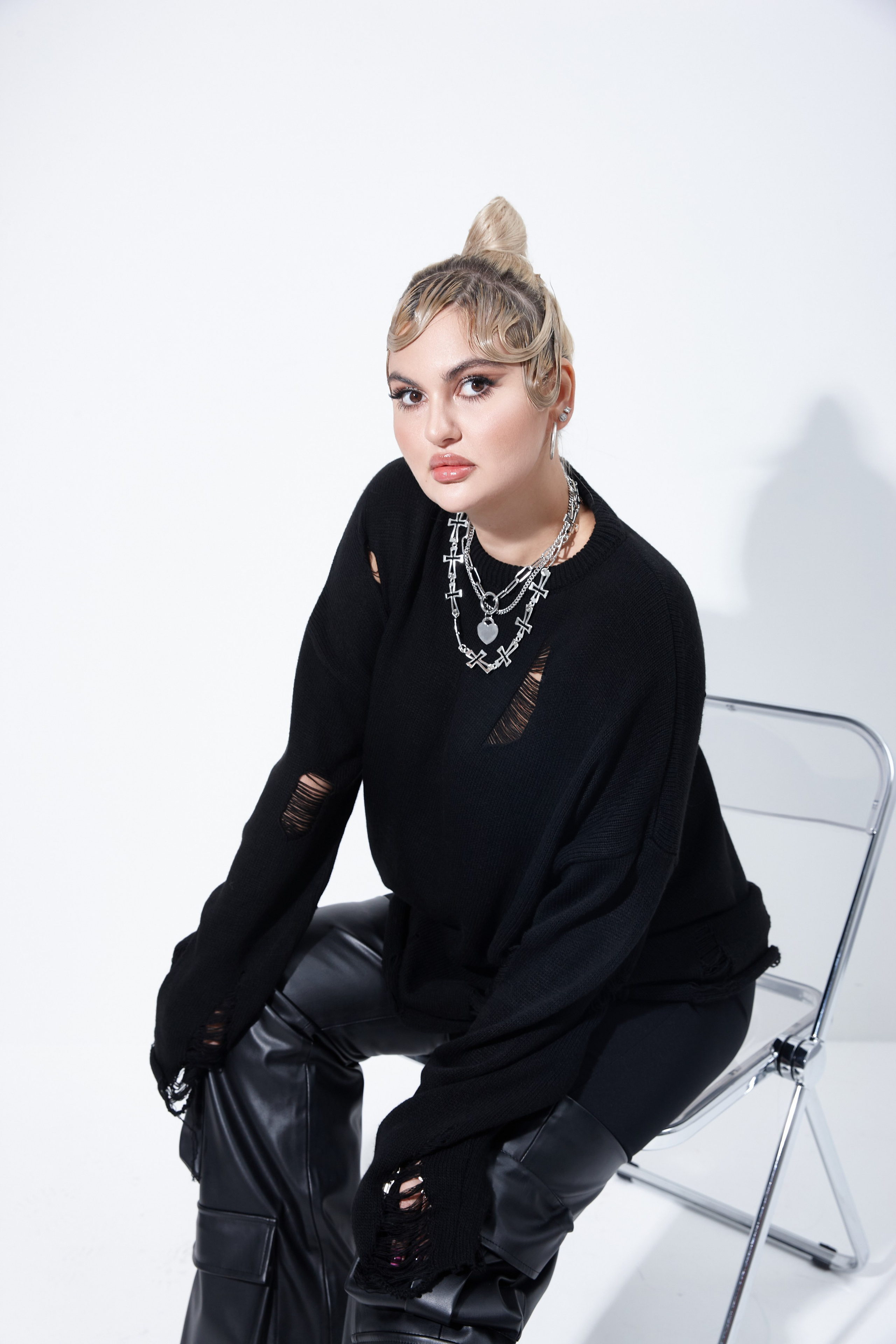 VESNA. Фотограф Sasha Saunder