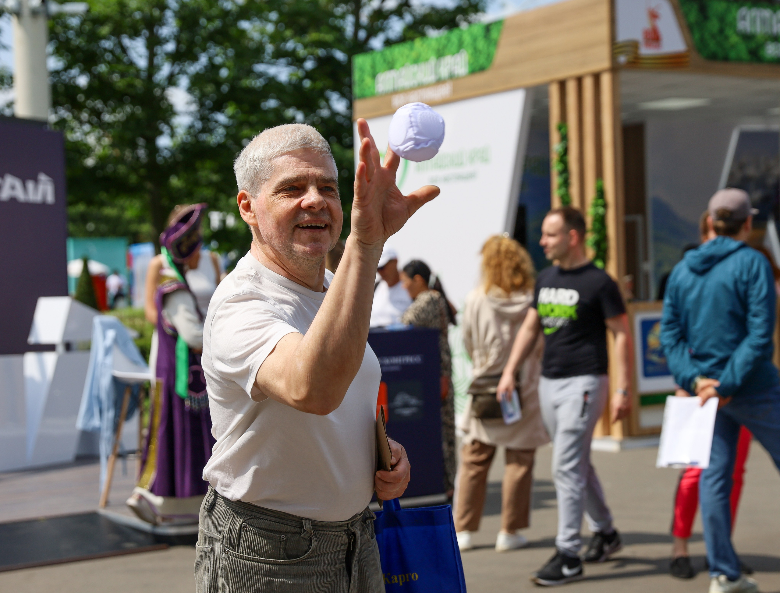 КРАСНОЯРСКИЙ КРАЙ НА МЕЖДУНАРОДНОМ ТУРИСТИЧЕСКОМ ФОРУМЕ. Фотограф мероприятий Ирина Каширина