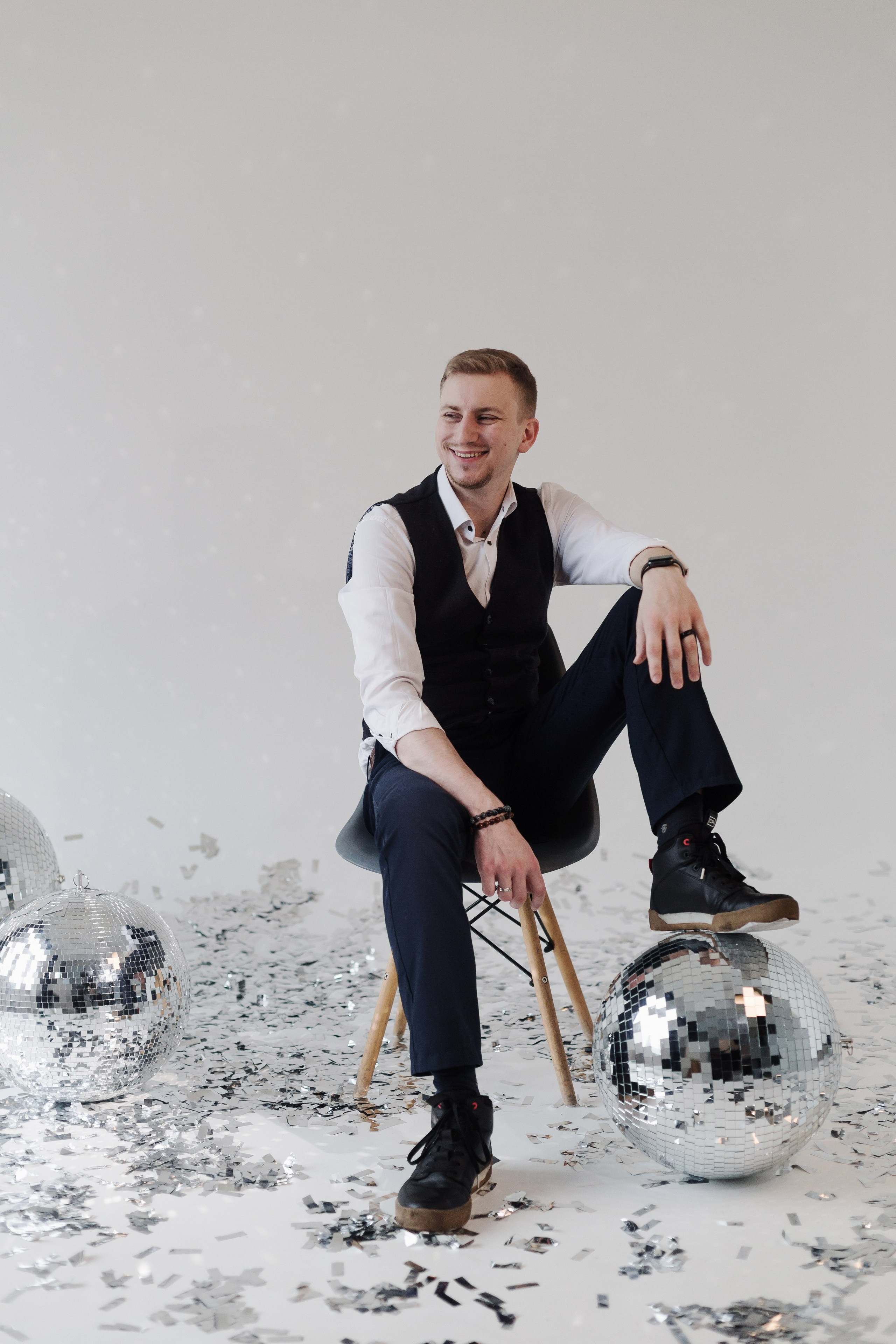 ВК: Md: @veronika_grishanova и @venzzer Hair: @braulova.makeup Org: @creative_photoday Loc: @daily_photostudio Инст: Md: @nikusyaa_gri и @venzer__ Hair: @braulova Org: @creative_photoday Loc: @daily_photostudio 