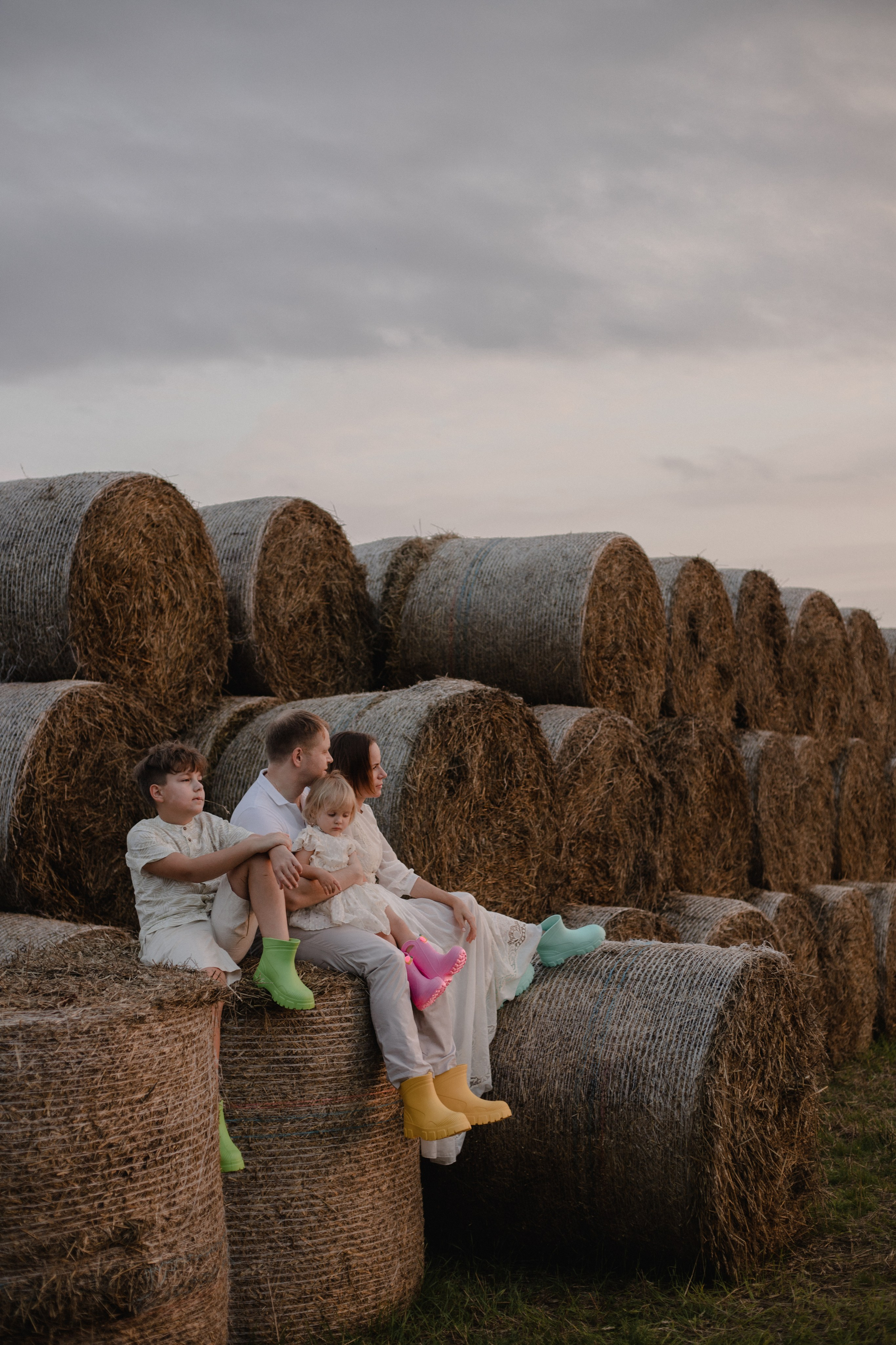 В стогах сена :)