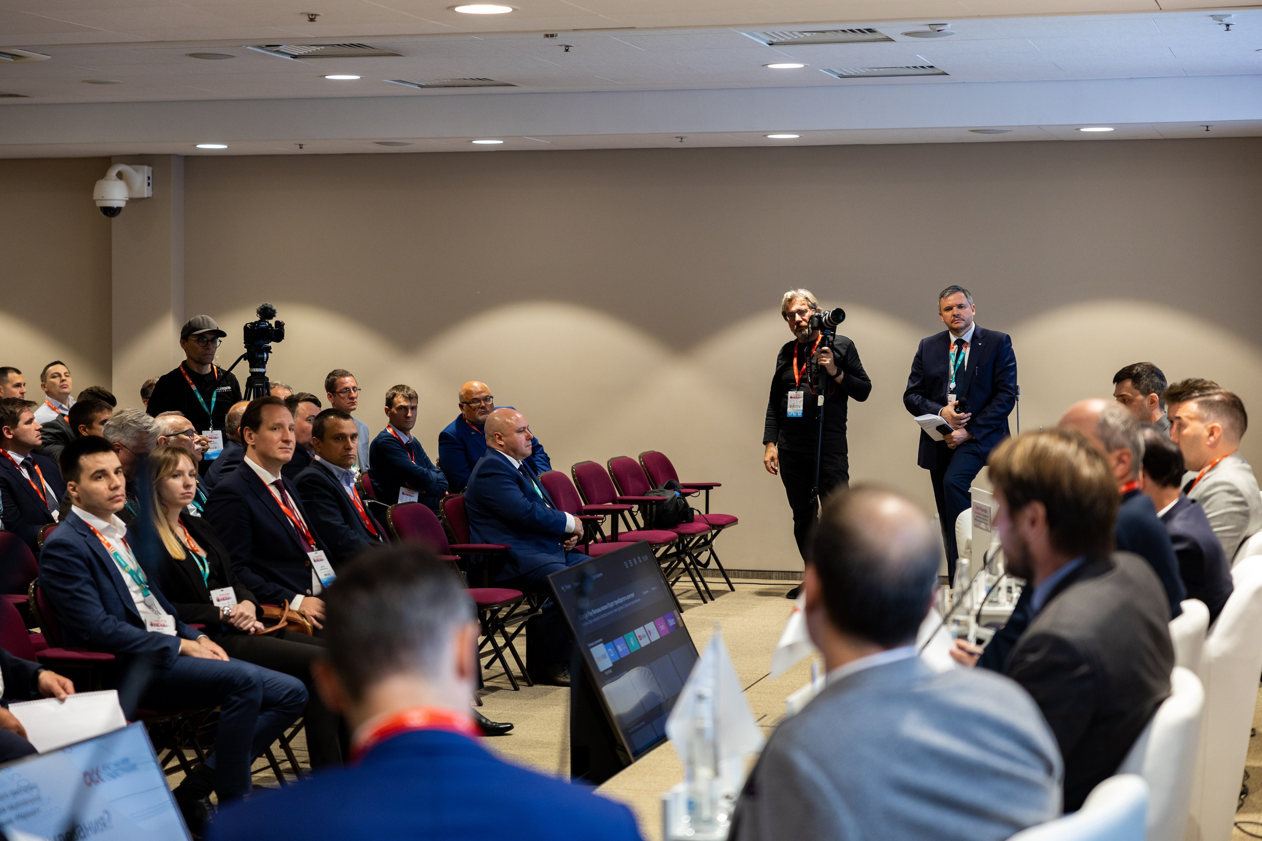 Конференция. «Морское приборостроение». Репортажный фотограф Санкт-Петербург | Роман Карбышев