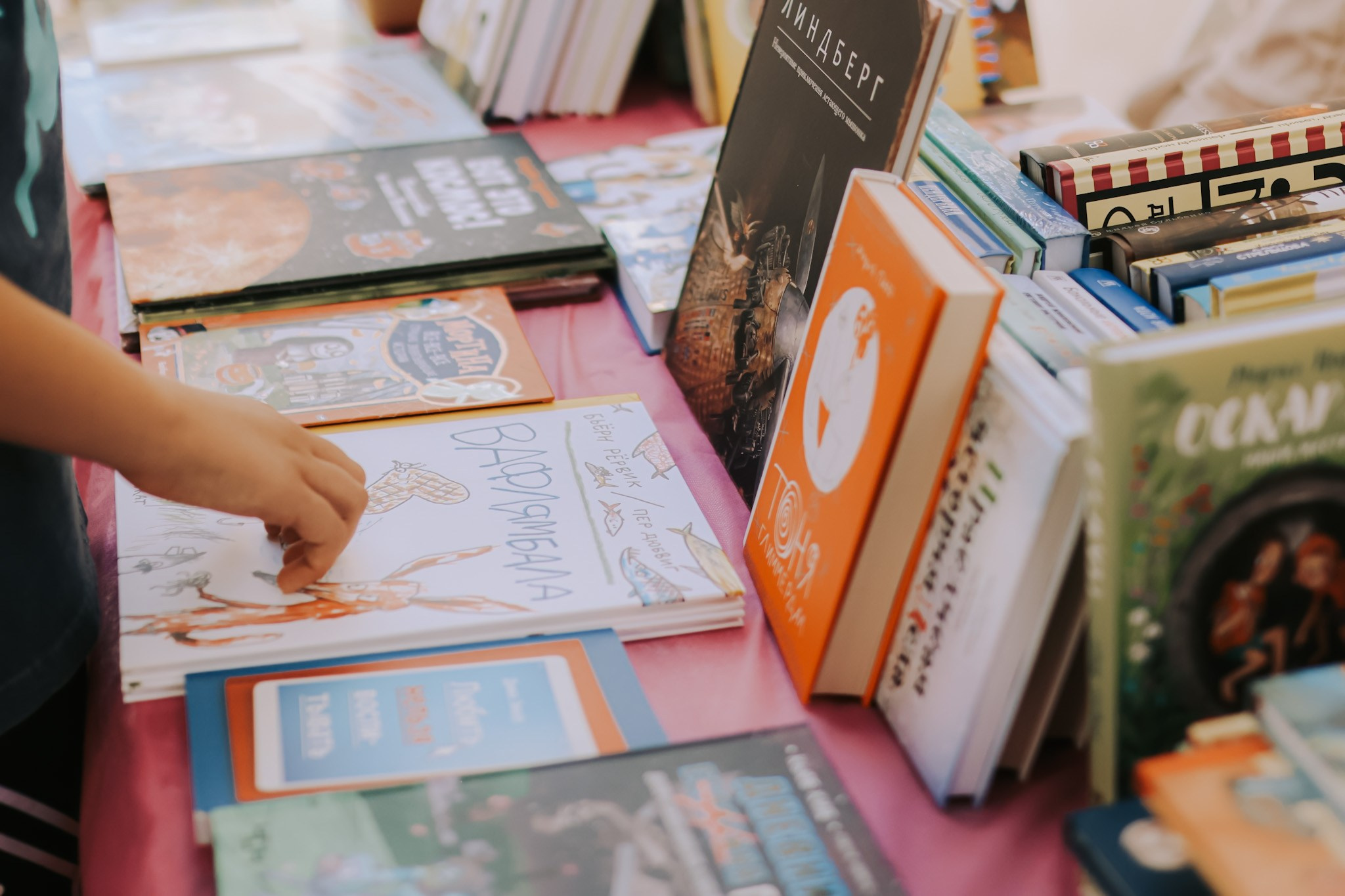 Charity Book Festival «Фонарь» for Chance4life, Tel Aviv | October 2025. Photographer in Israel Alice Milchin