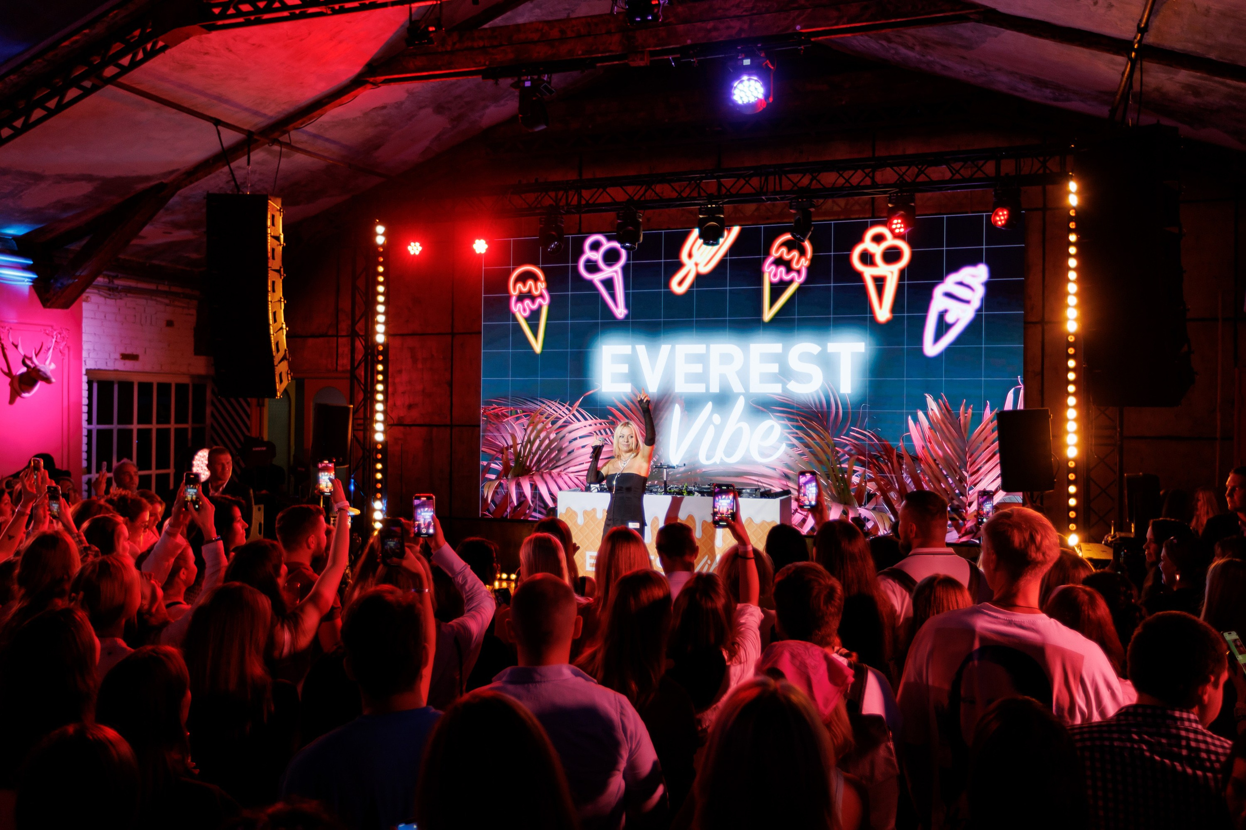 EVEREST VIBE good vibes only 16.08.2023. EVEREST PHOTO REPORT