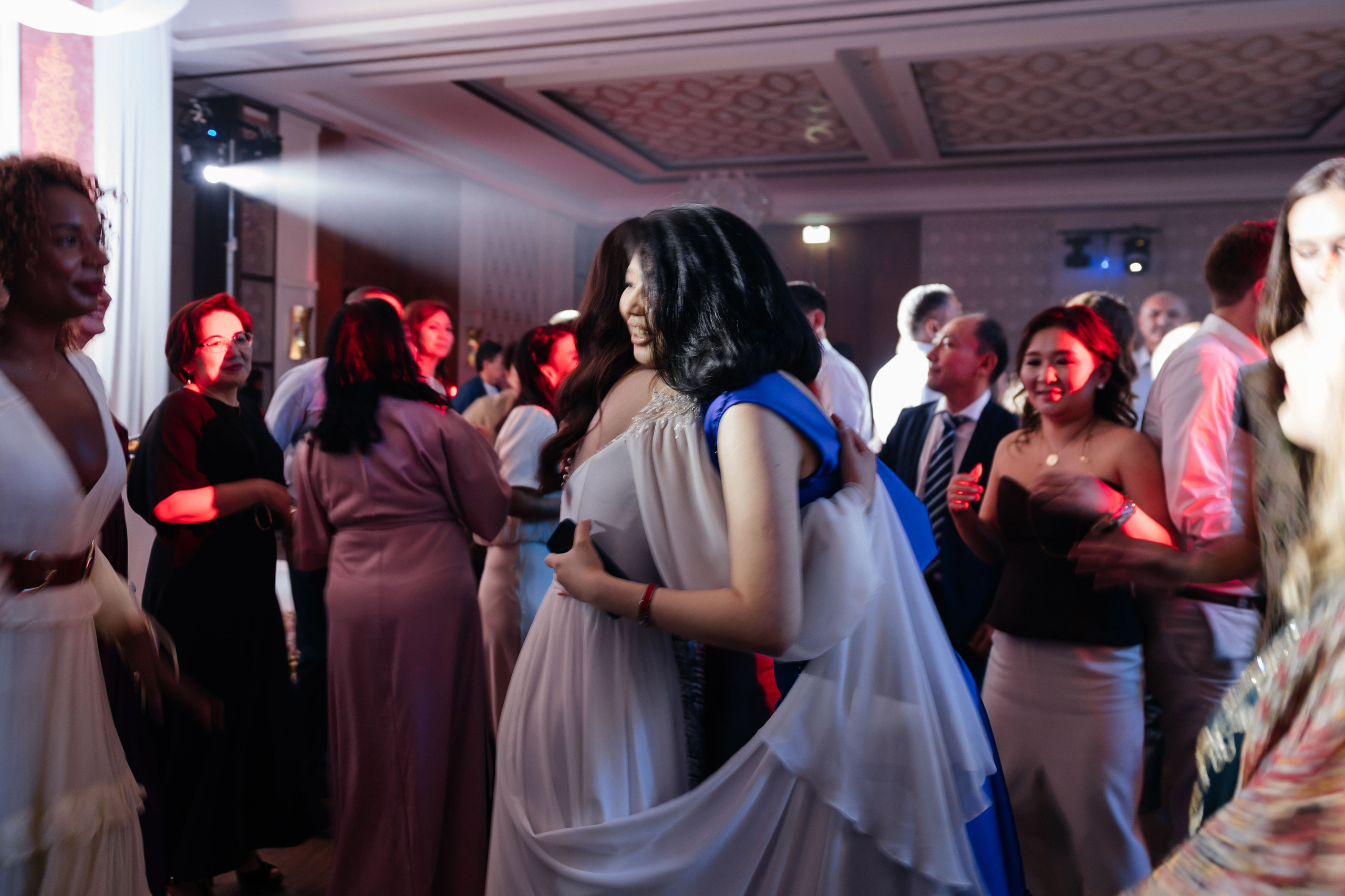 Alina Uzatu. Профессиональный фотограф в городе Астана/Алматы Даурен Сембаев