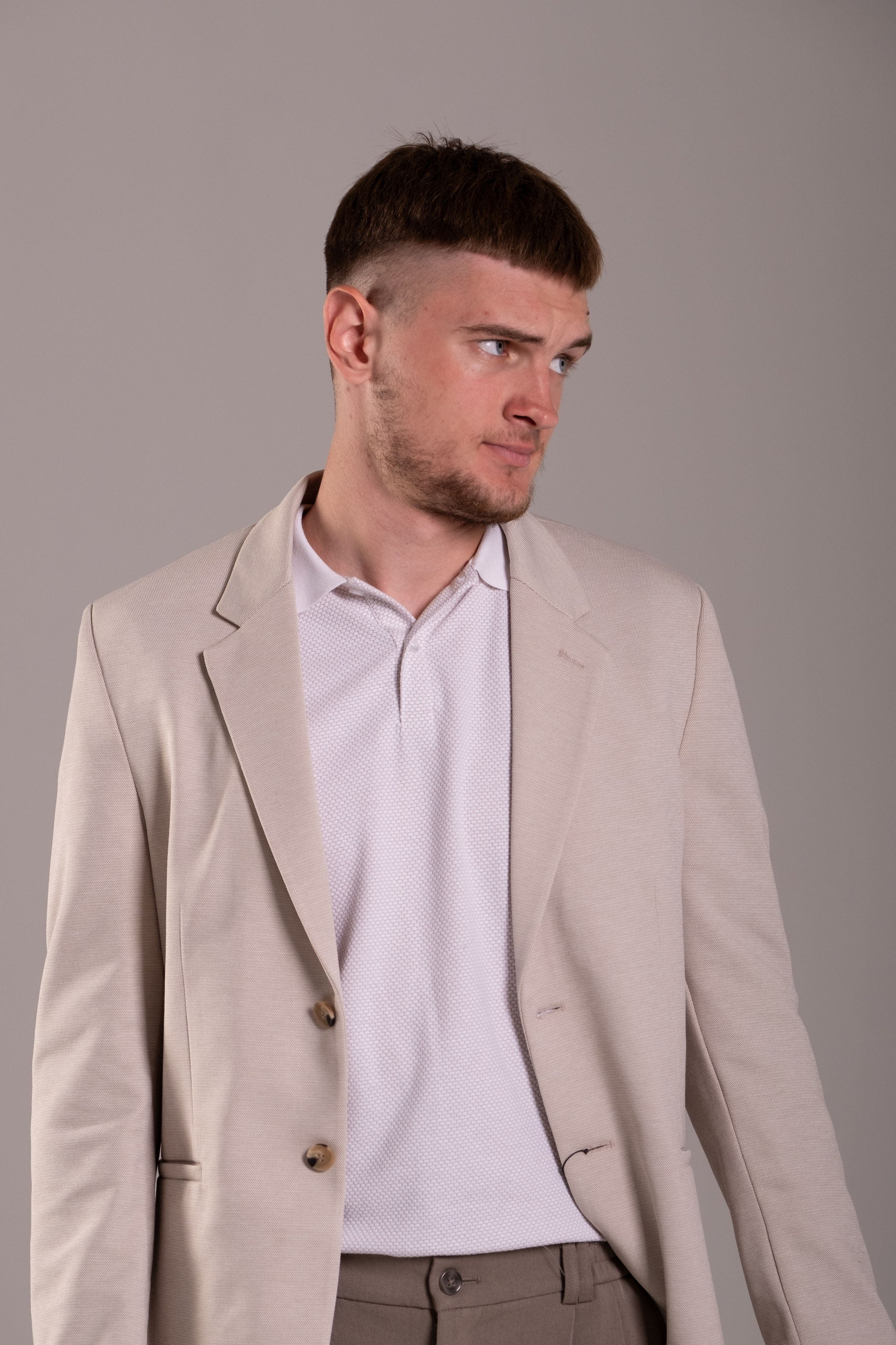 Владимир. Профессиональная фотосъемка в Крыму. Натуральные эмоции и живые кадры. Забронируйте дату прямо сейчас!