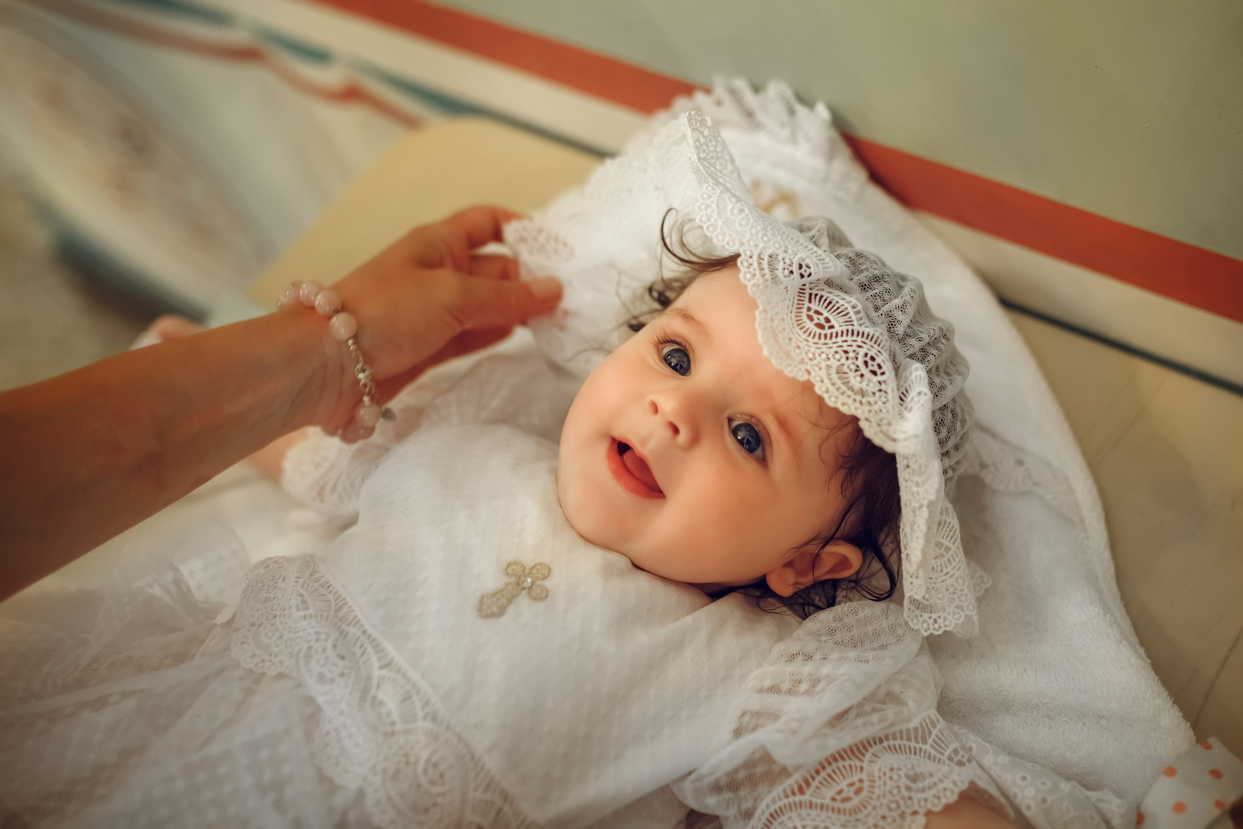 Крещение Виолетты. Фотограф на Крещение, семейный фотограф в Москве