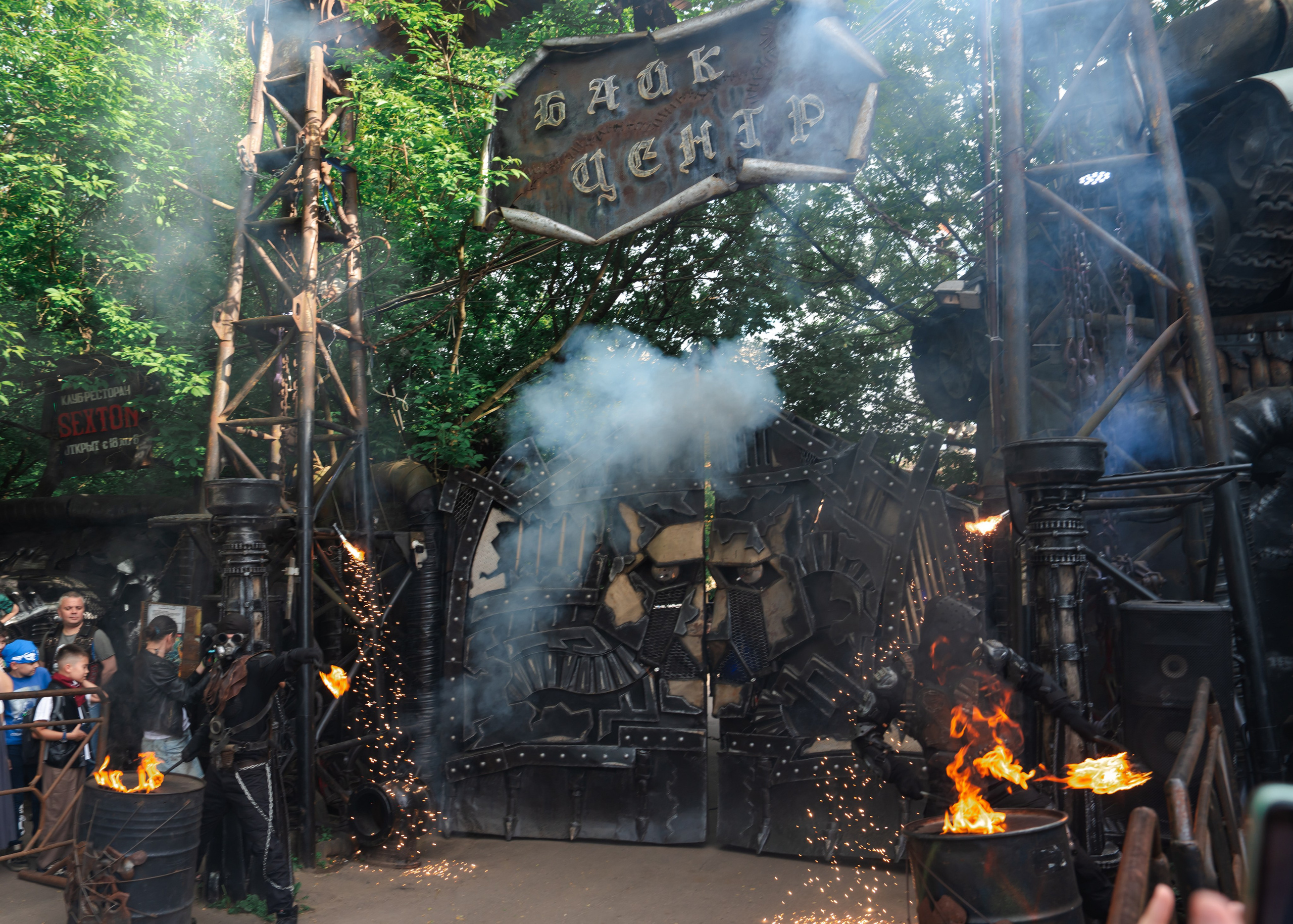 Выпускной Байк Центр «Ночные волки». Крамер Юлиана детский и семейный фотограф