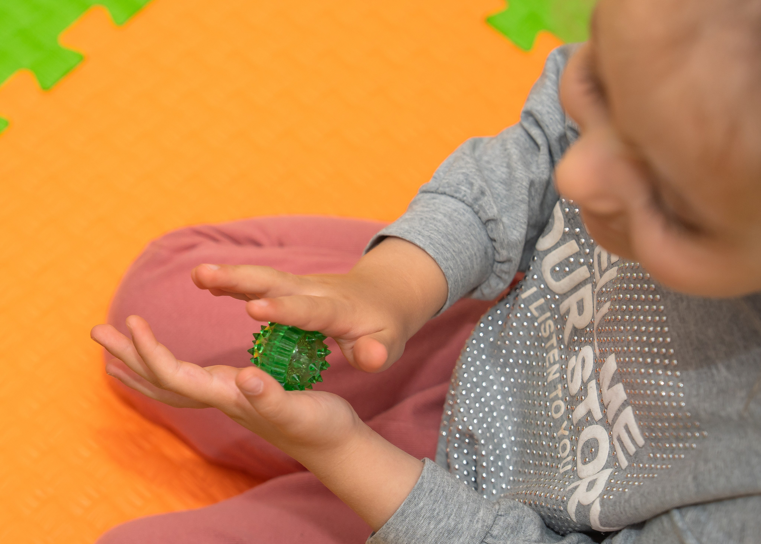 Нейроигры: весело и полезно. Крамер Юлиана детский и семейный фотограф